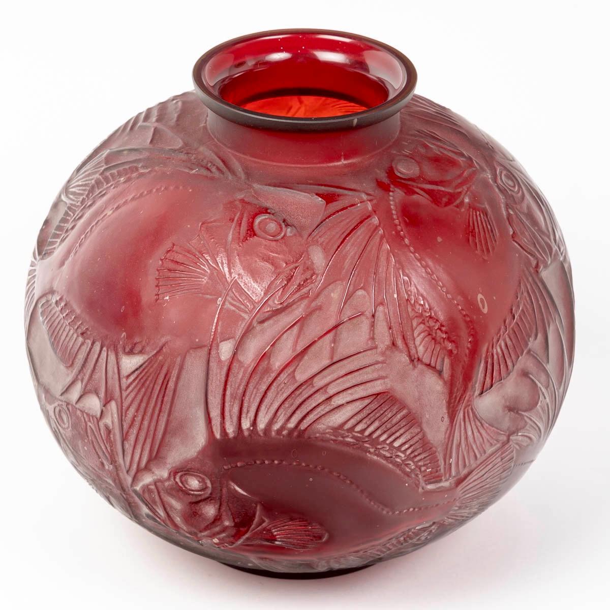 Art Deco 1921 René Lalique Vase Poissons Cased Red Glass White Patina Fishes For Sale
