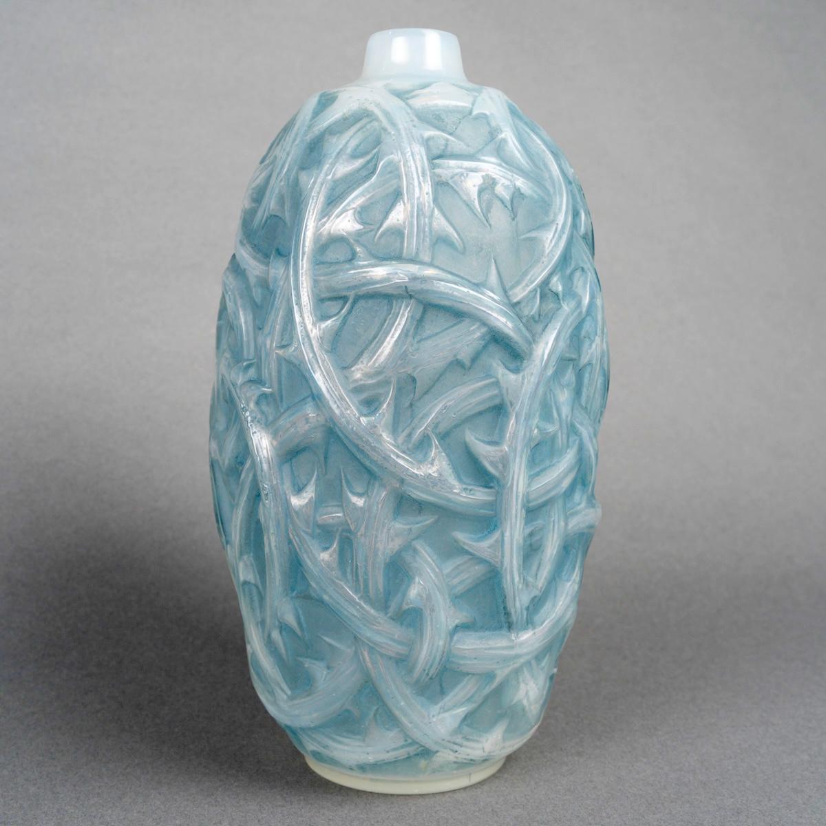 Art Déco 1921 René Lalique - Vaso Ronces in vetro opalescente incamiciato con patina blu in vendita