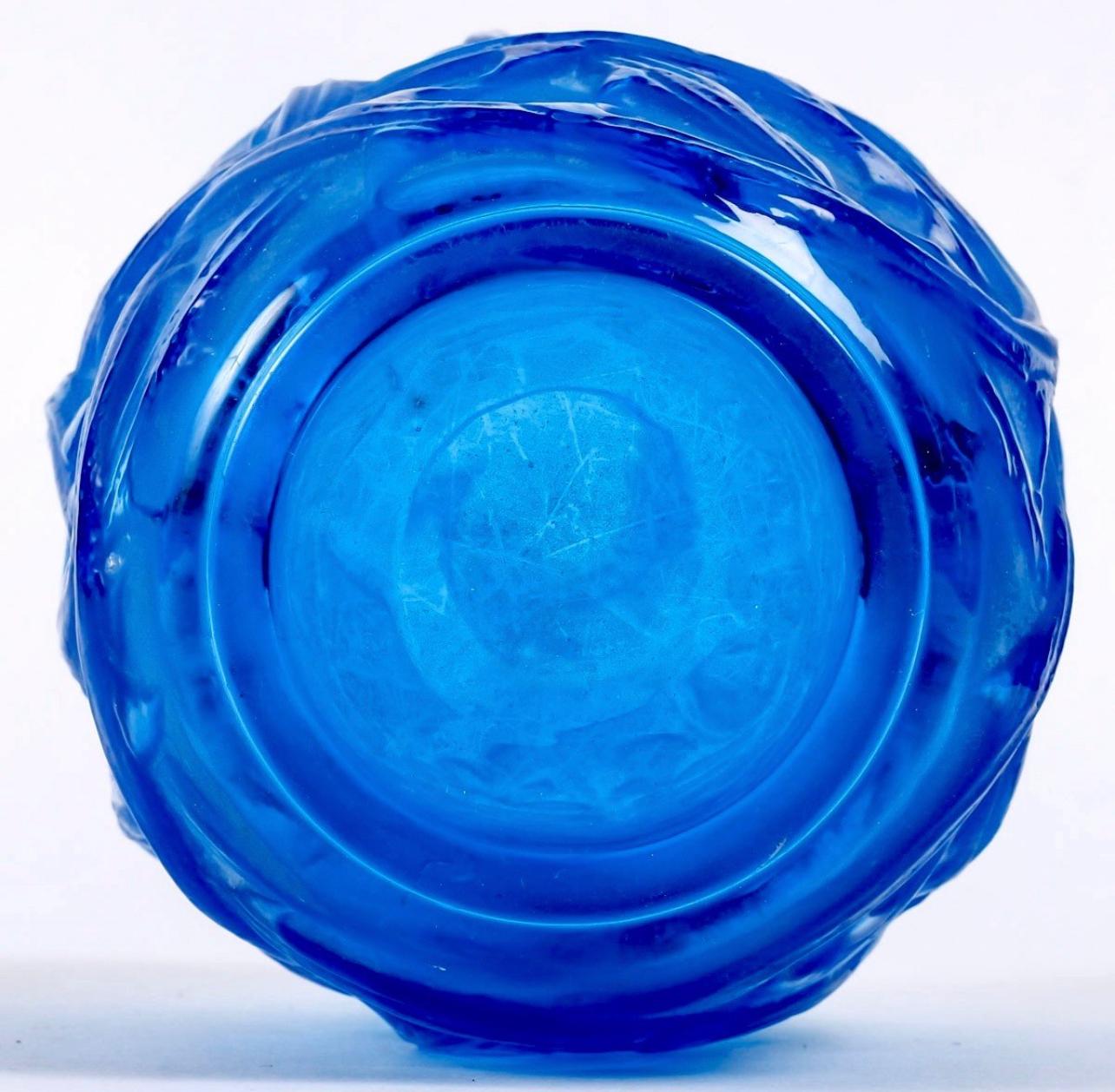 Molded 1921 René Lalique - Vase Ronces Electric Blue Glass  For Sale