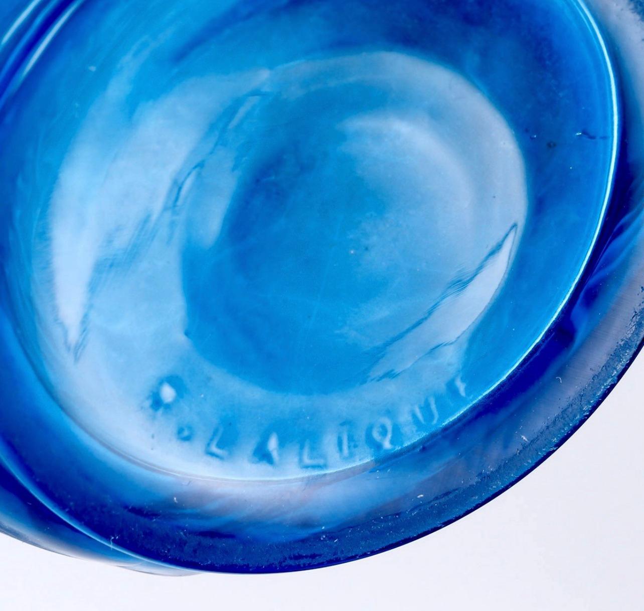 1921 René Lalique - Vase Ronces Electric Blue Glass  In Good Condition For Sale In Boulogne Billancourt, FR