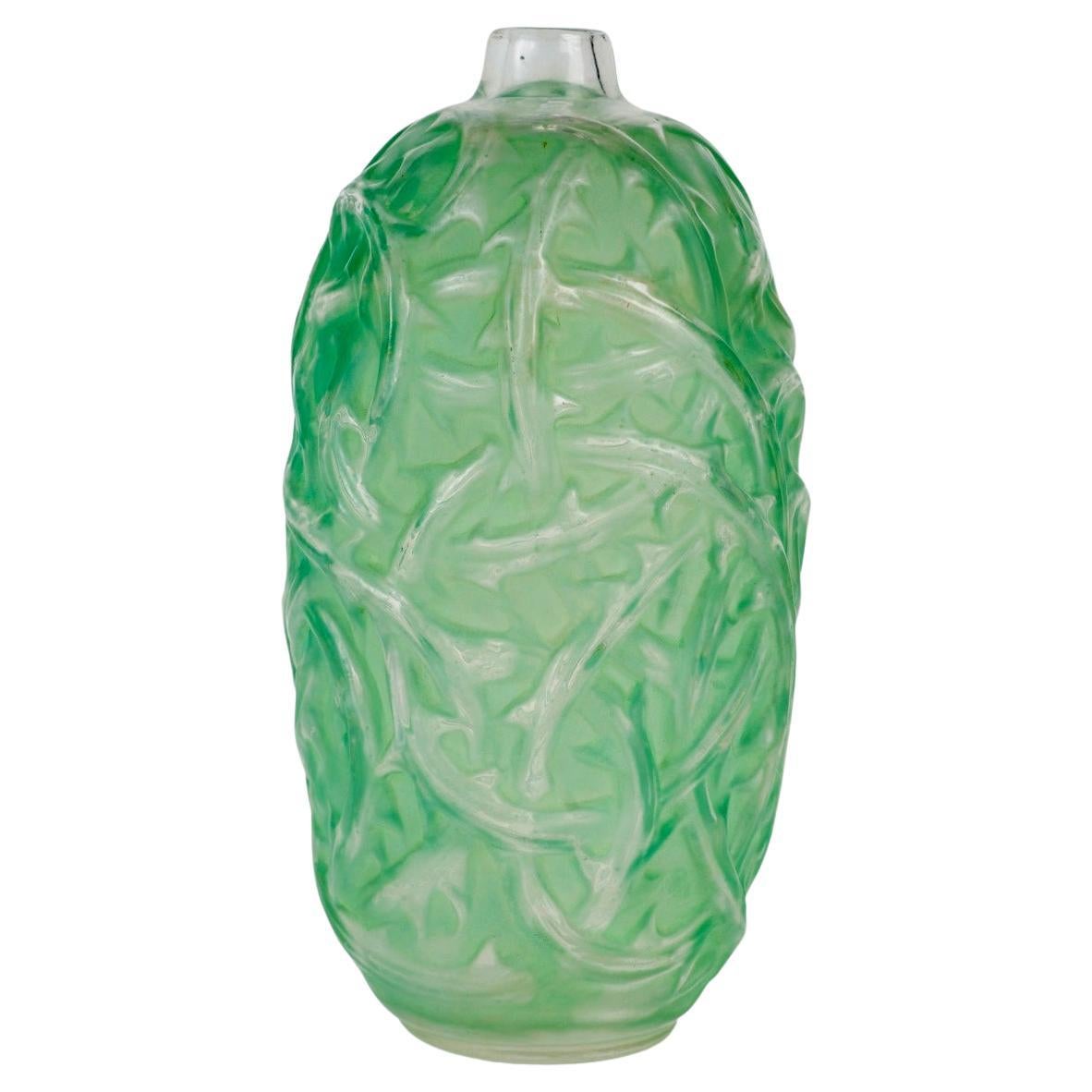 1921 René Lalique Vase Ronces Glass with Green Patina Brambles For Sale