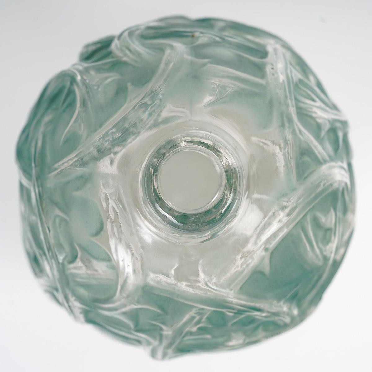 Early 20th Century 1921 René Lalique Vase Ronces in Clear & Frosted Glass with Green Patina