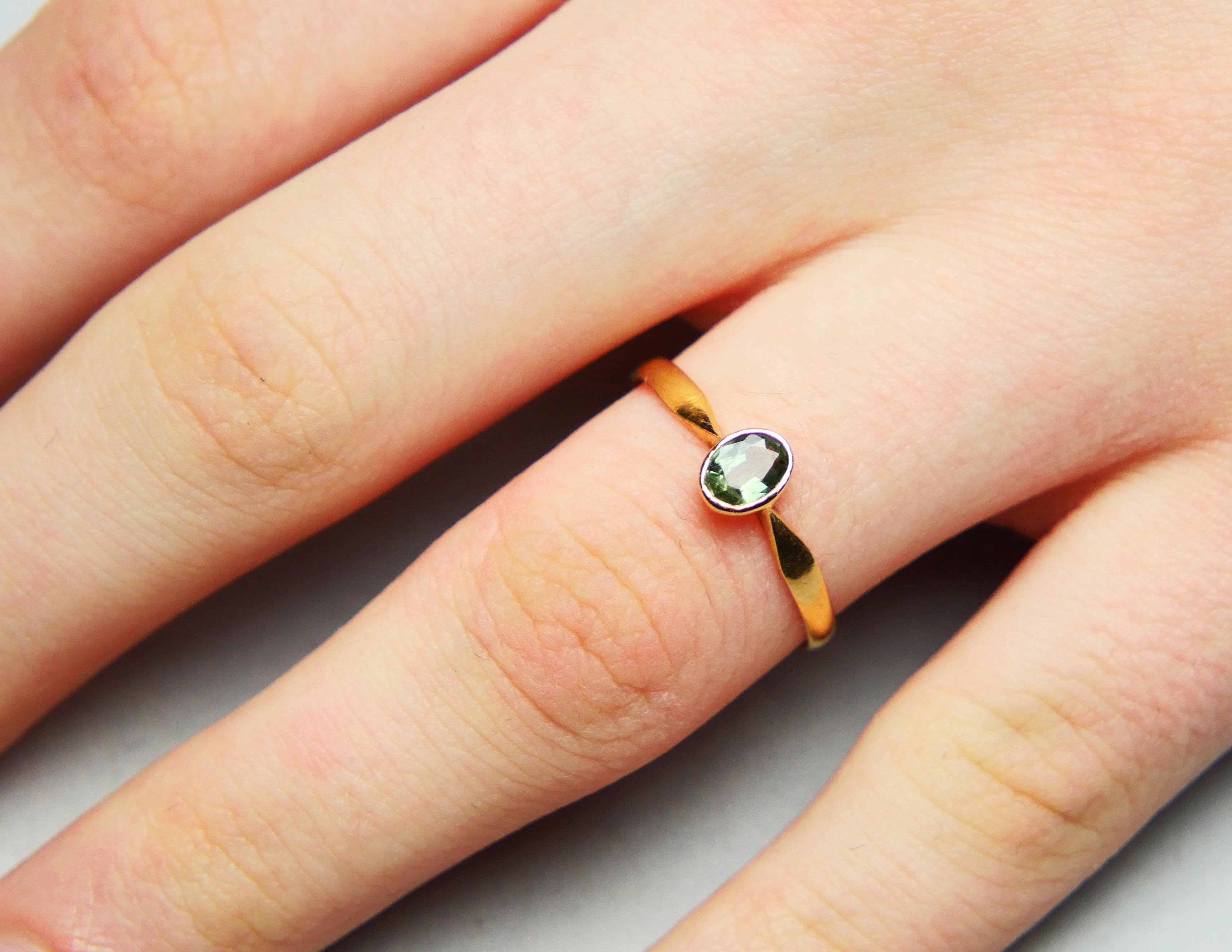 1921 Ring natural 0.5ct Green Sapphire solid 18K Gold ØUS8 / 1 gr For Sale 1