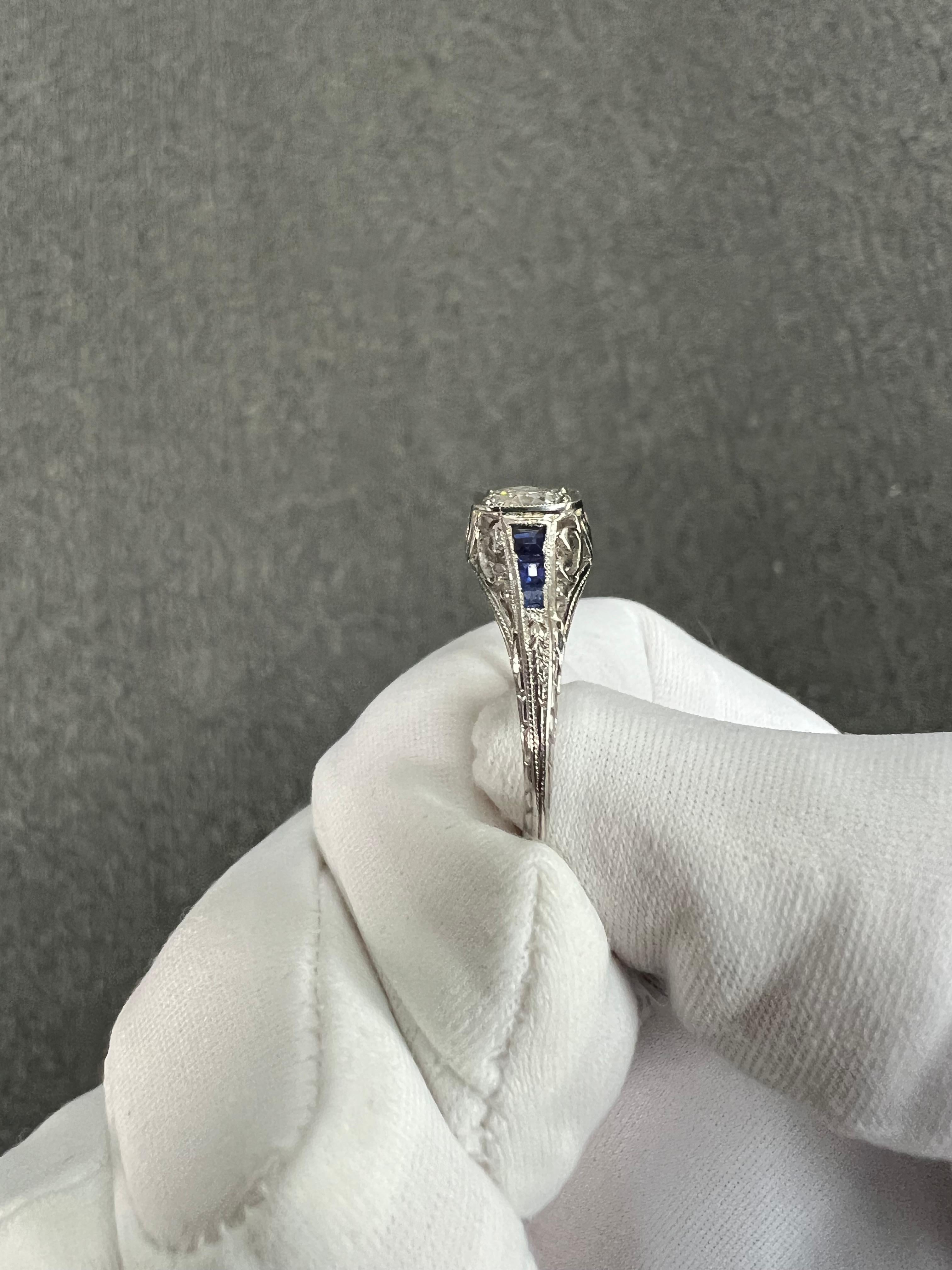 Women's 1922 Art Deco Diamond Sapphire Platinum Engagement Ring