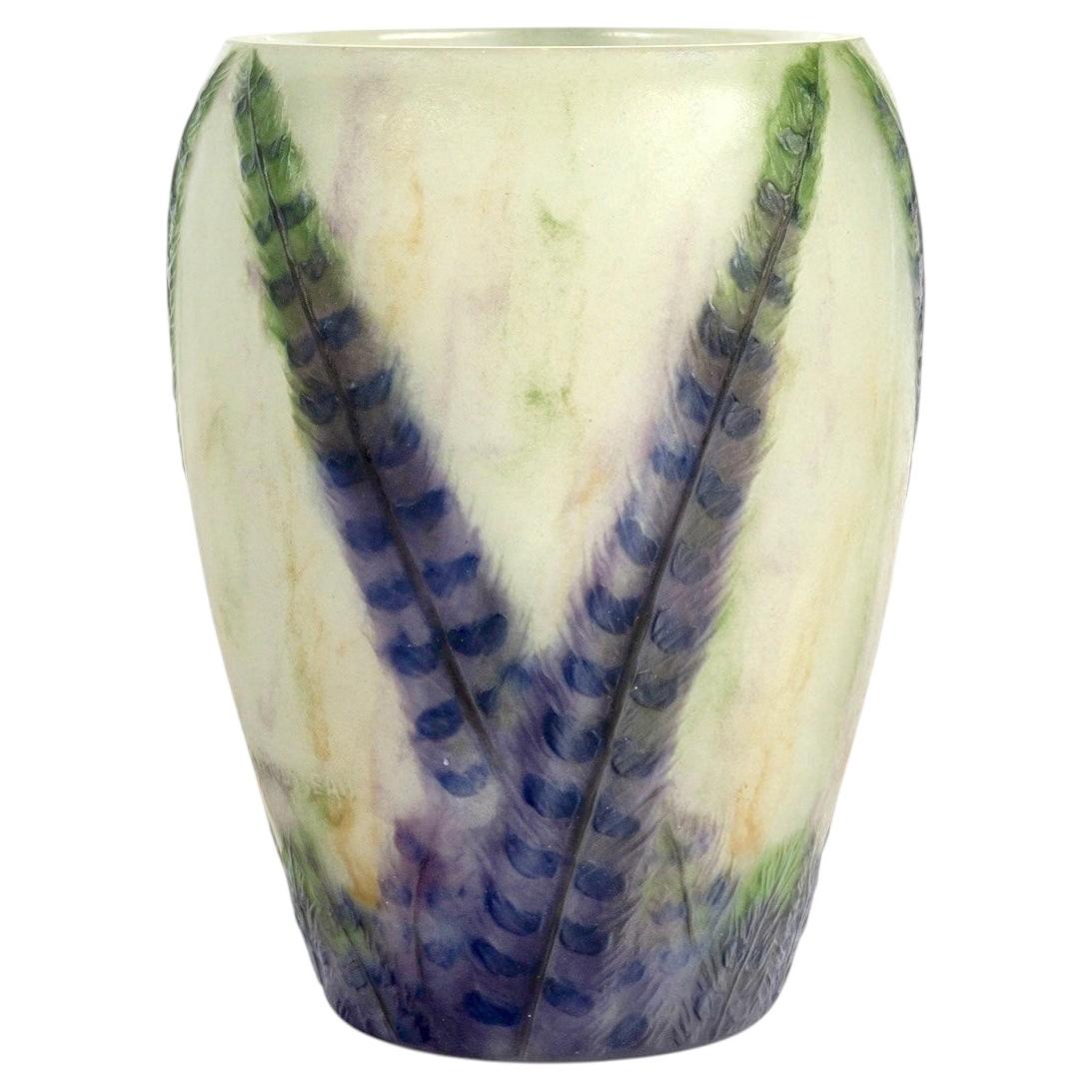 1922 Gabriel Argy-Rousseau - Vaso con piume e pennacchi in vetro Pate De Verre in vendita