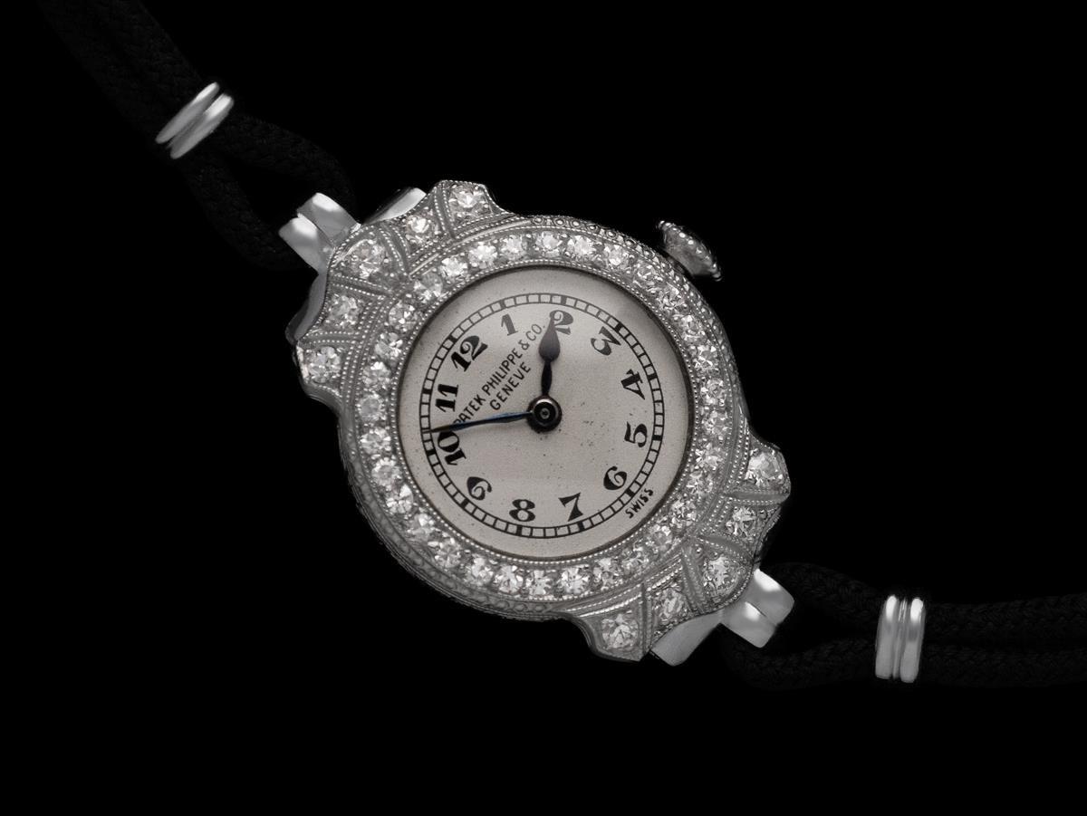 NAMED ONE OF WATCHPRO MAGAZINE’S “HOT 100” - THE TOP 100 INFLUENCERS OF THE U.S. WATCH INDUSTRY. HOW CAN WE SERVE YOU? 

We’re new to offering our carefully curated collection on 1stDibs, but we have sold over 10,000 fine watches and exceptionally