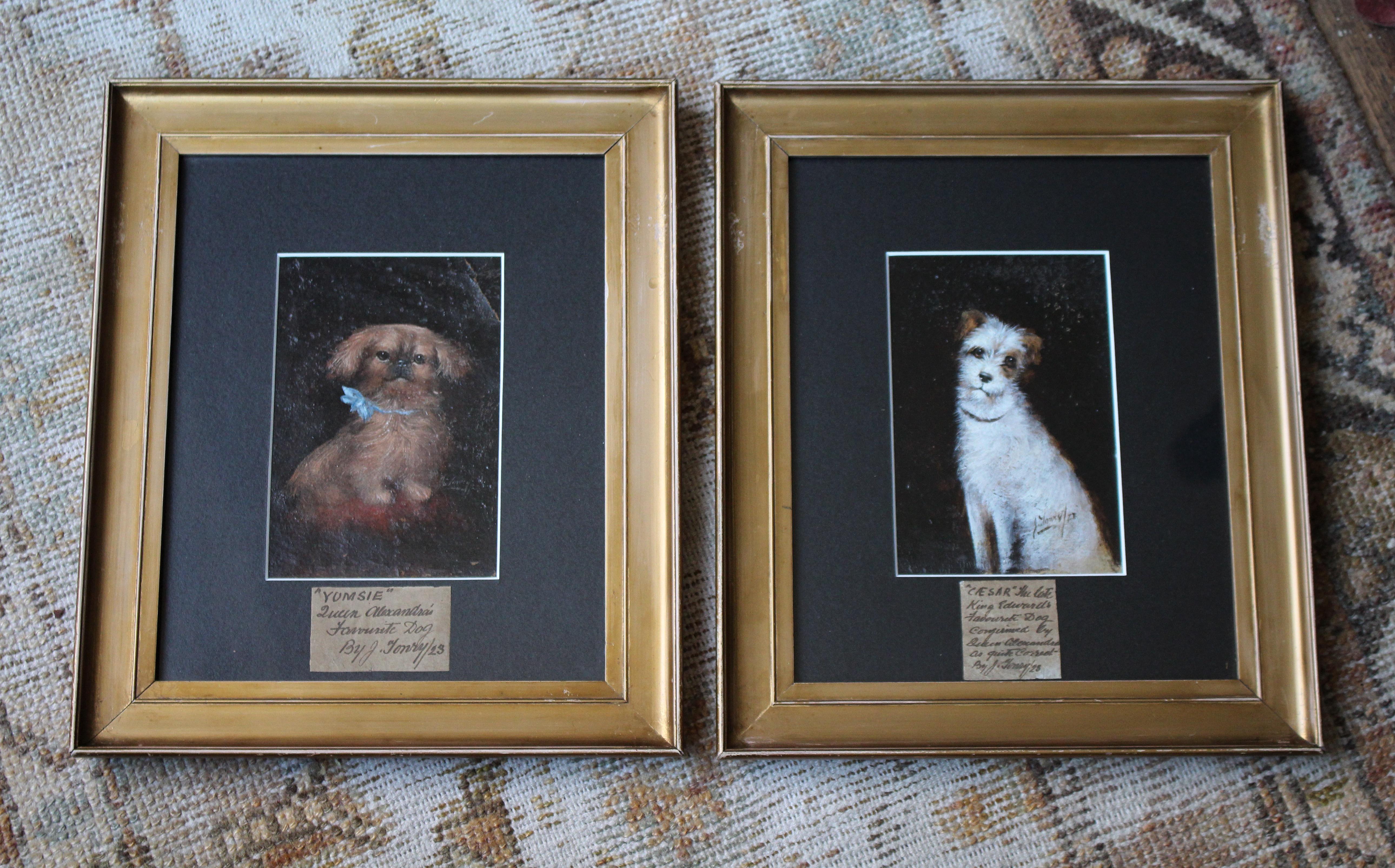 1923 English School J.Tonry 'Yumsie' & 'Caesar' Huile sur carton Maison de campagne en vente 8