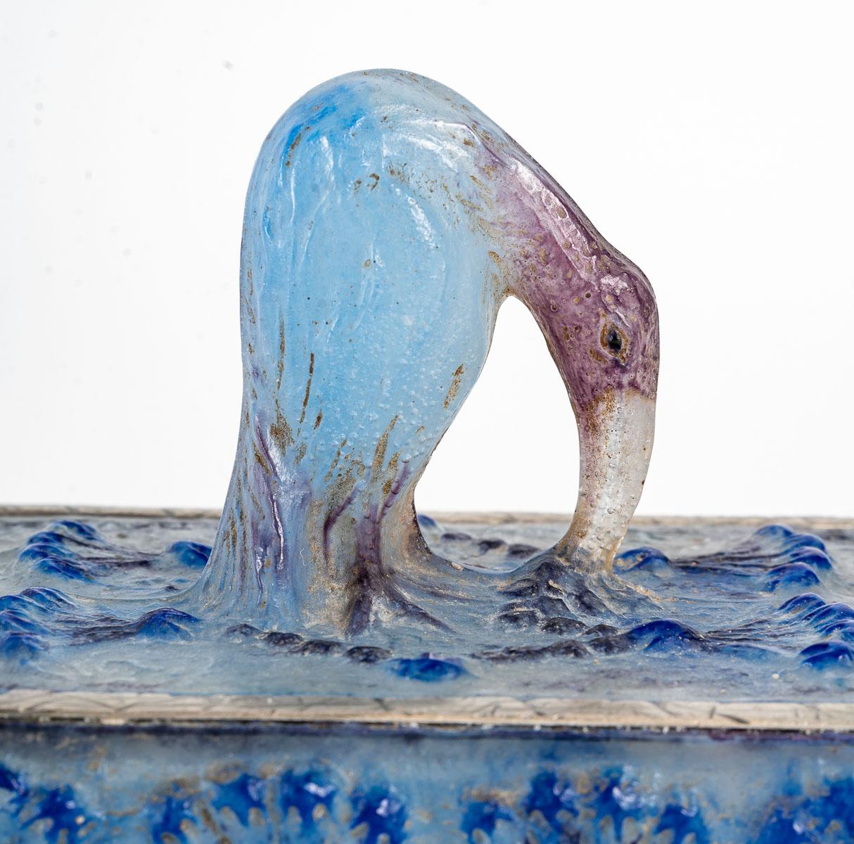 1923 Gabriel Argy Rousseau, Schachtel Ibis Pate De Verre Glas im Zustand „Gut“ in Boulogne Billancourt, FR