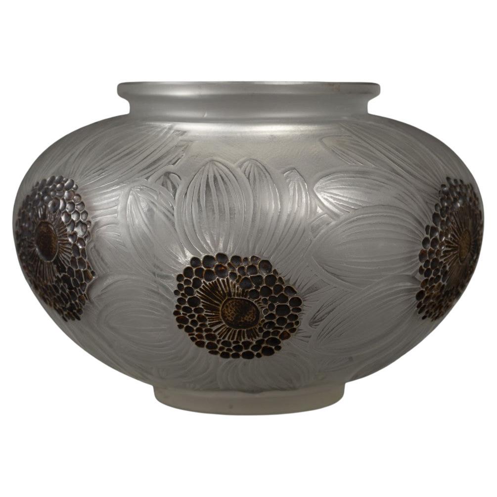 1923 – René Lalique "DAHLIAS" Vase For Sale