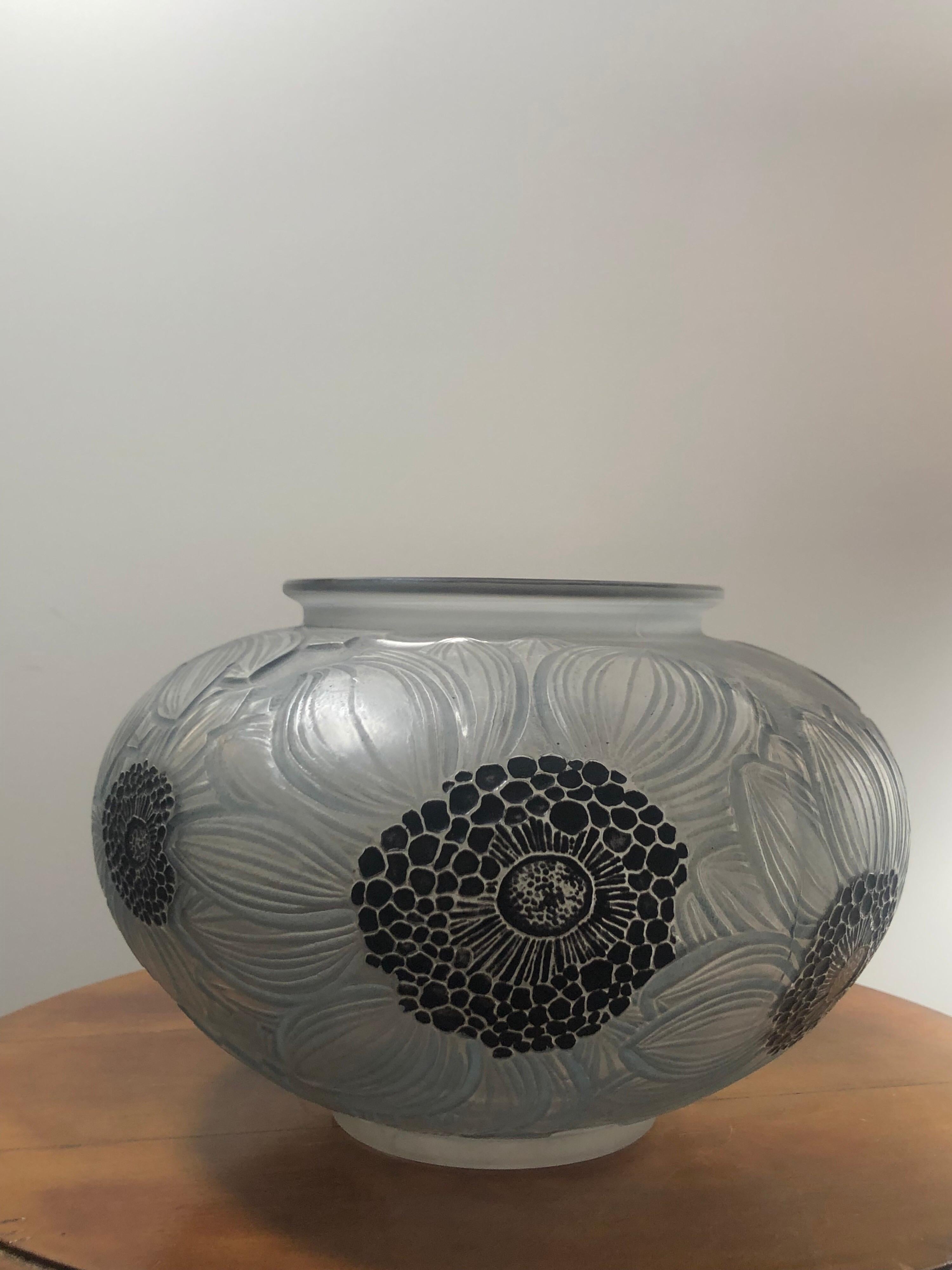 French 1923 René Lalique Dahlias Vase in Frosted, Black Enamel and Blue Stained Glass