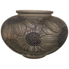 1923 René Lalique Dahlias Vase in Frosted Black Enamel and Grey Stained Glass
