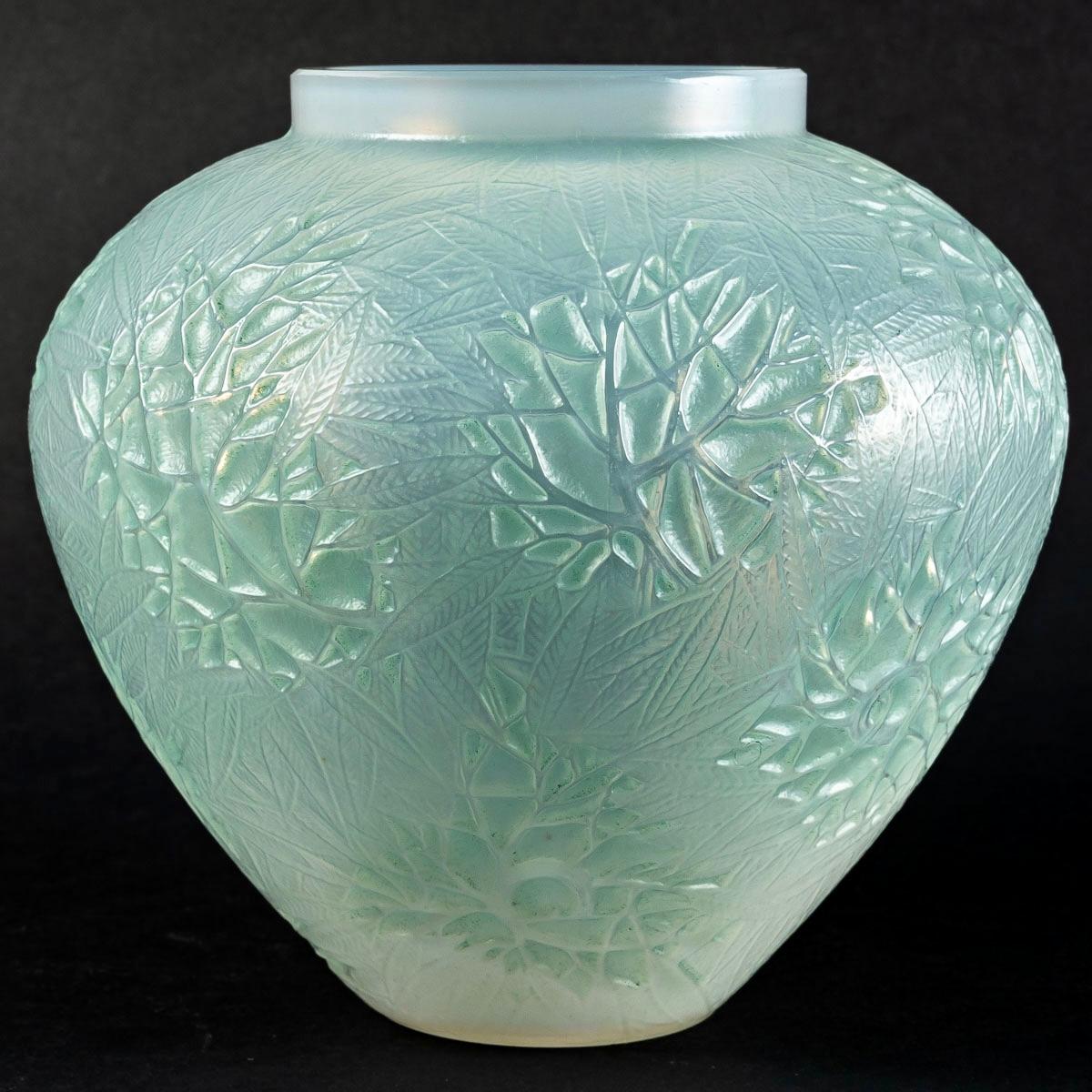 Art Deco 1923 René Lalique Esterel Vase Double Cased Opalescent Glass with Green Patina
