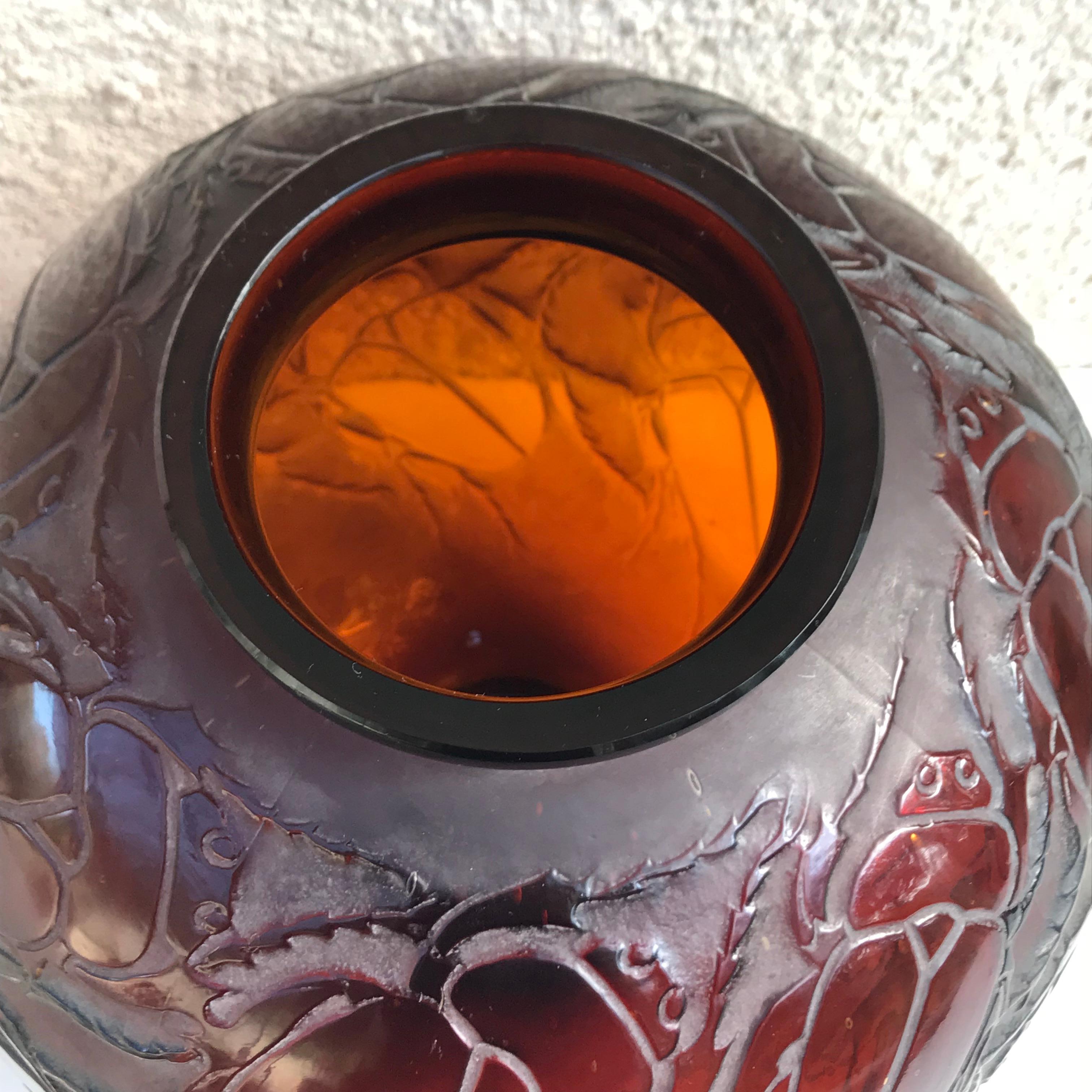 1923 Rene Lalique Gros Scarabees Vase Red Amber Glass, Beetles 2