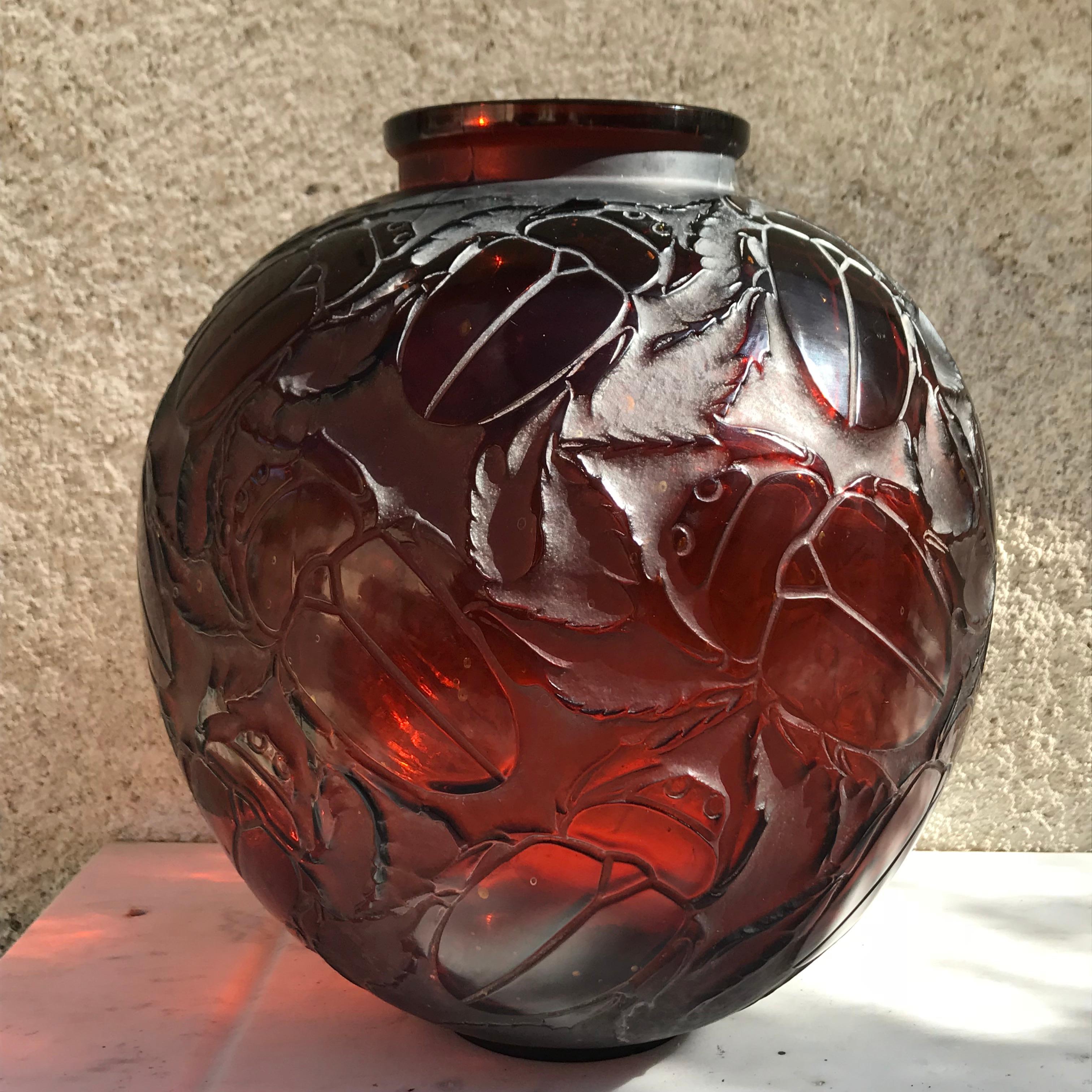1923 Rene Lalique Gros Scarabees Vase Red Amber Glass, Beetles 3