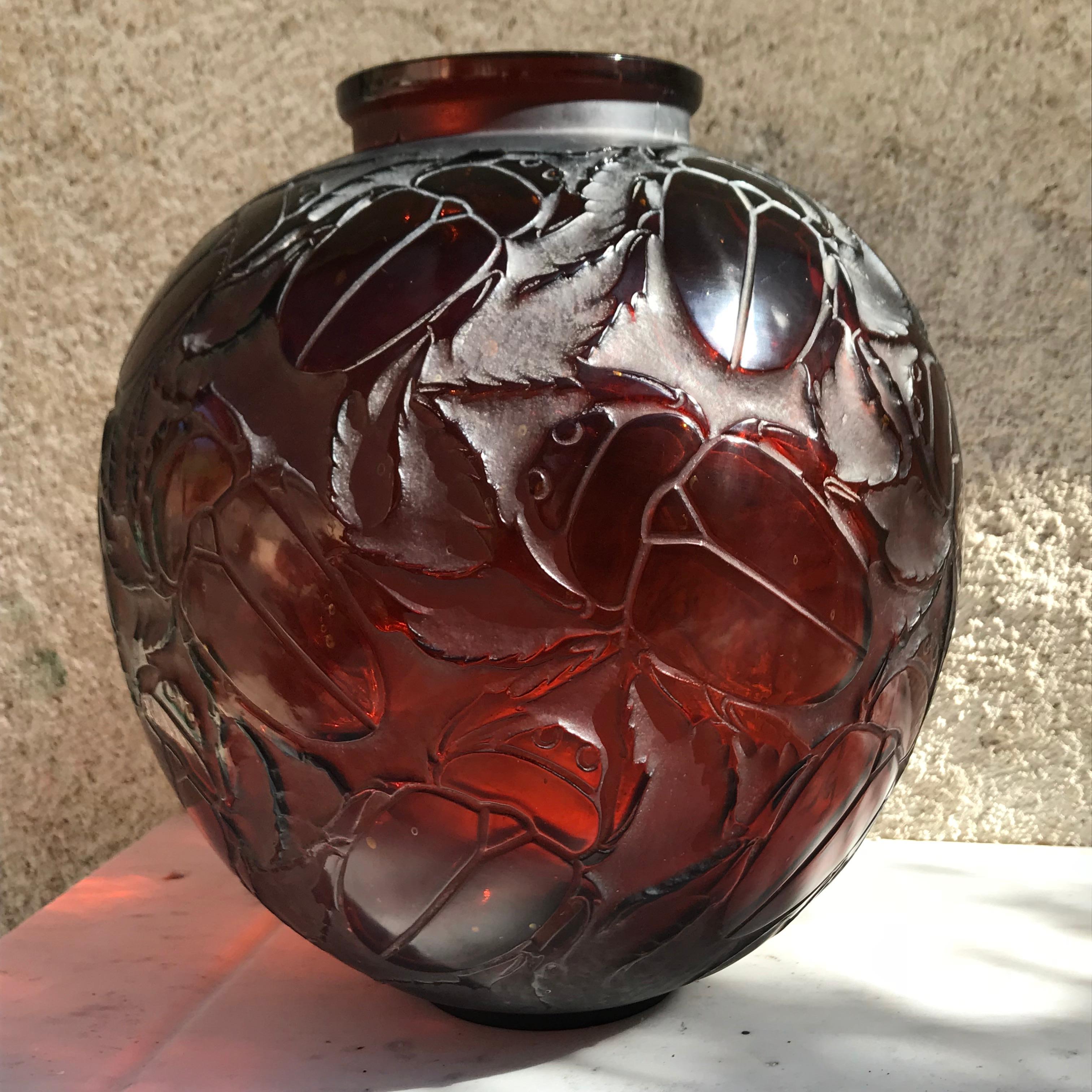 1923 Rene Lalique Gros Scarabees Vase Red Amber Glass, Beetles 5