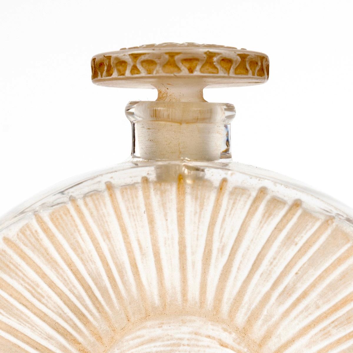French 1923 Rene Lalique - Perfume Bottle Petalia Tokalon Glass with Sepia Patina For Sale