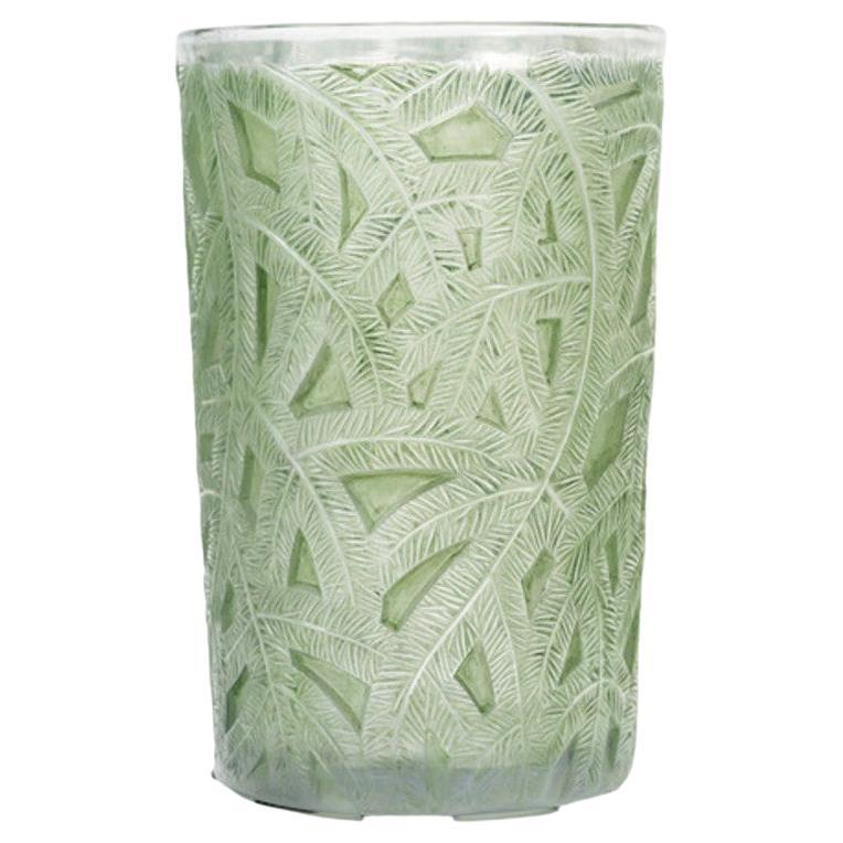 1923 René Lalique - Vase 'Spruce' (épicéa) en vente