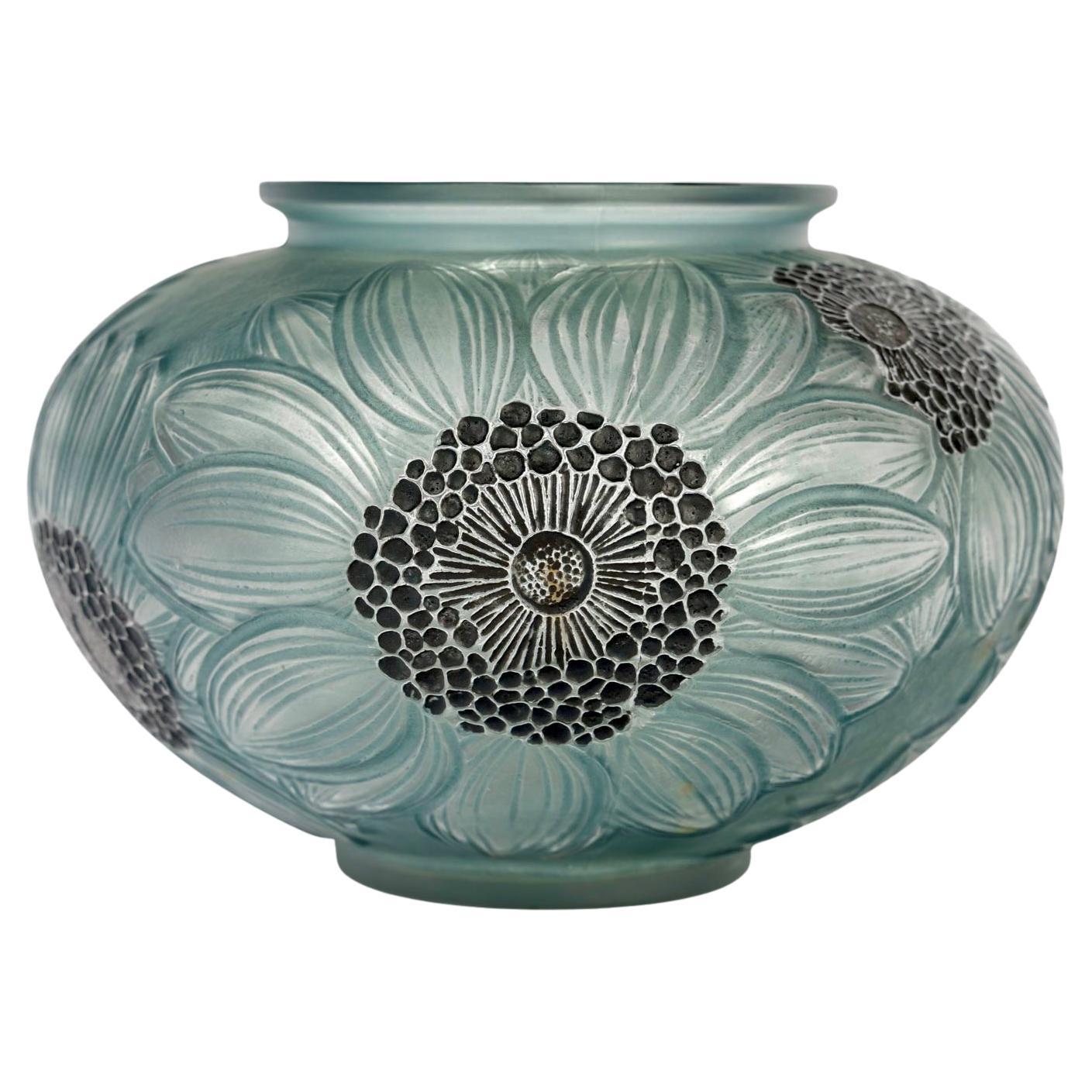 What did René Lalique design?