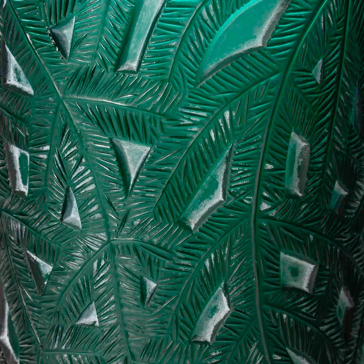 Francese 1923 Vaso René Lalique Epicea Spruce in vetro verde acqua con patina bianca in vendita