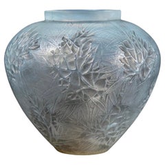 1923 René Lalique Vase Esterel Cased Opalescent Glass with Grey Patina