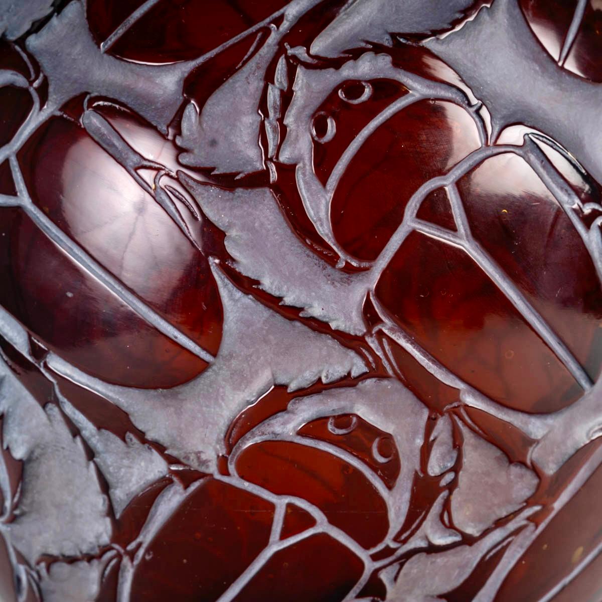 French 1923 Rene Lalique - Vase Gros Scarabees Bettles Red Amber Glass White Patina For Sale