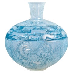 1923 René Lalique Vase Lievres Opalescent Glass with Blue Patina Rabbits
