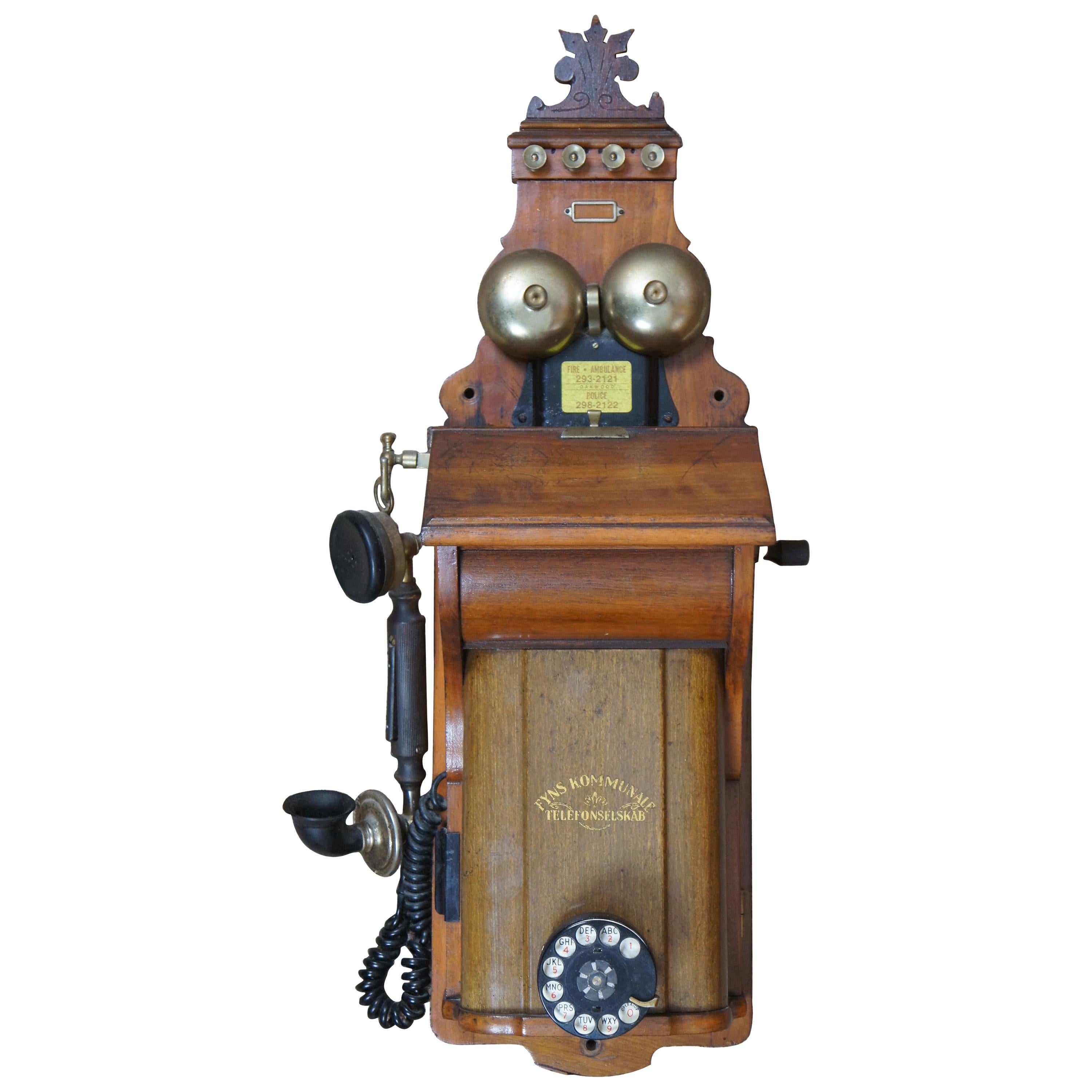 1924 Antique Oak Fyns Kommunale Telefonselskab Wood Wall Crank Telephone