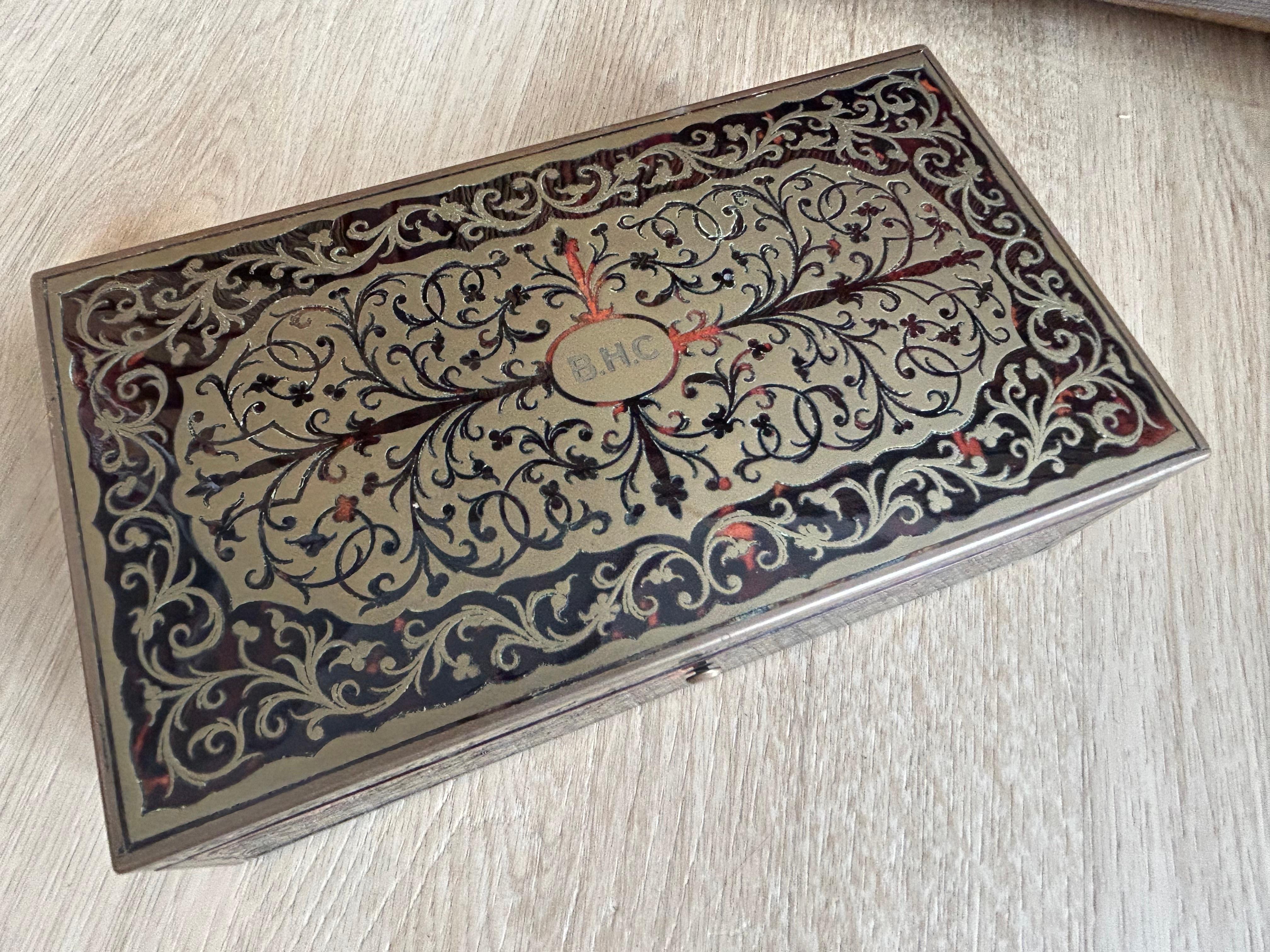 1924 Boulle Card box In Good Condition For Sale In Hong Kong, HK