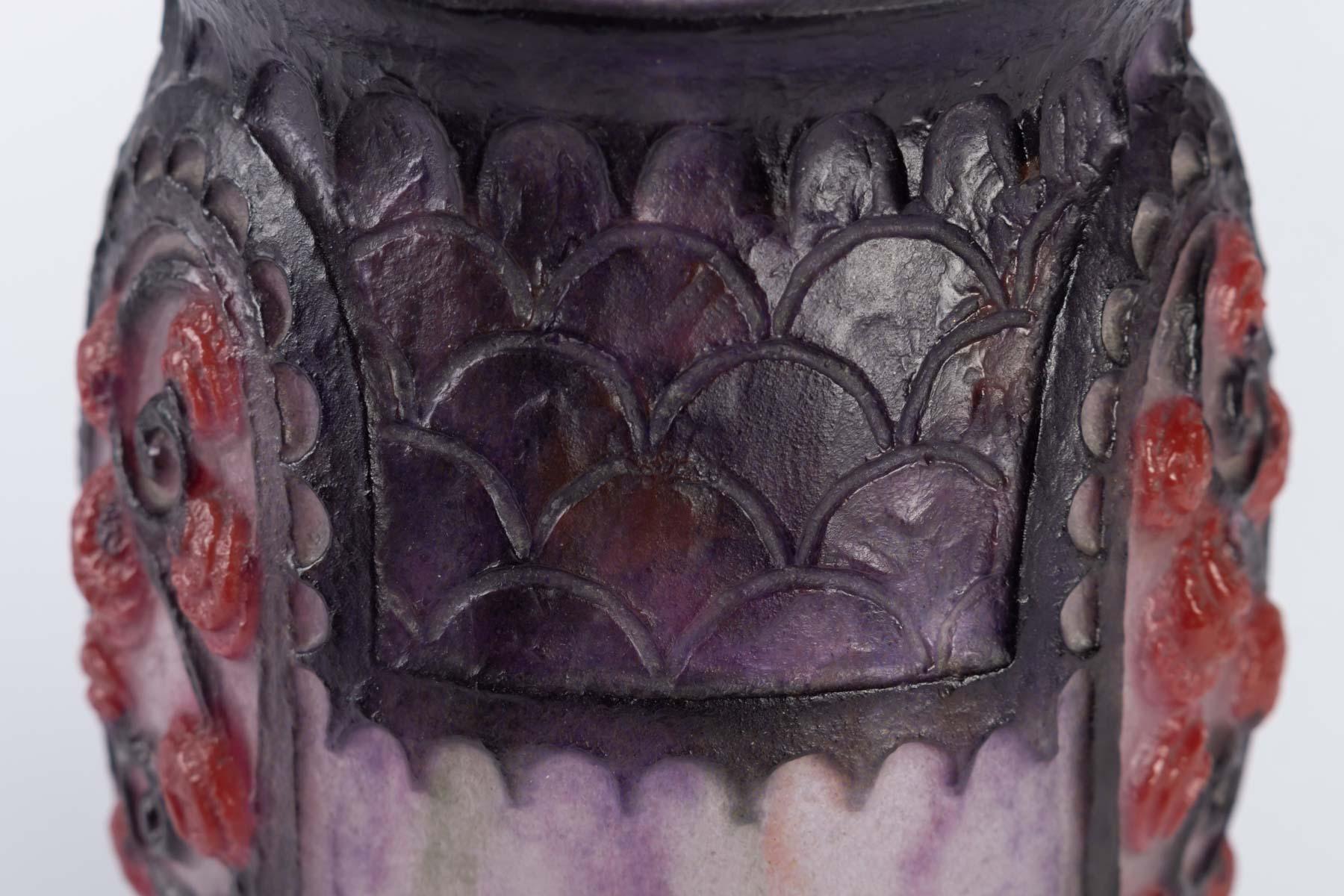1924 Gabriel Argy-Rousseau Primeveres Vase Pate de Verre Cameo Glass In Good Condition In Boulogne Billancourt, FR