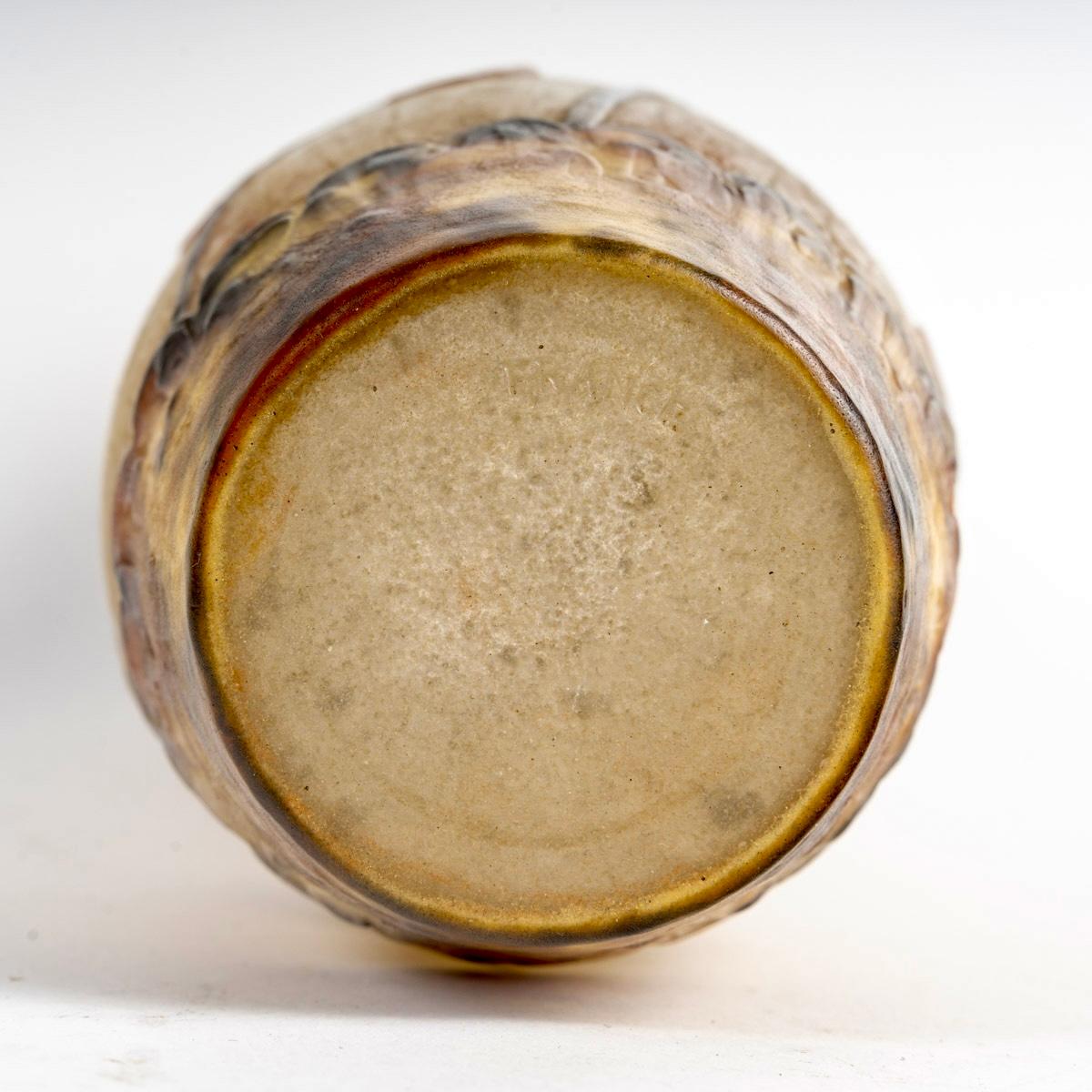 1924 Gabriel Argy Rousseau - Vase Papyrus Glass Pate De Verre In Good Condition For Sale In Boulogne Billancourt, FR