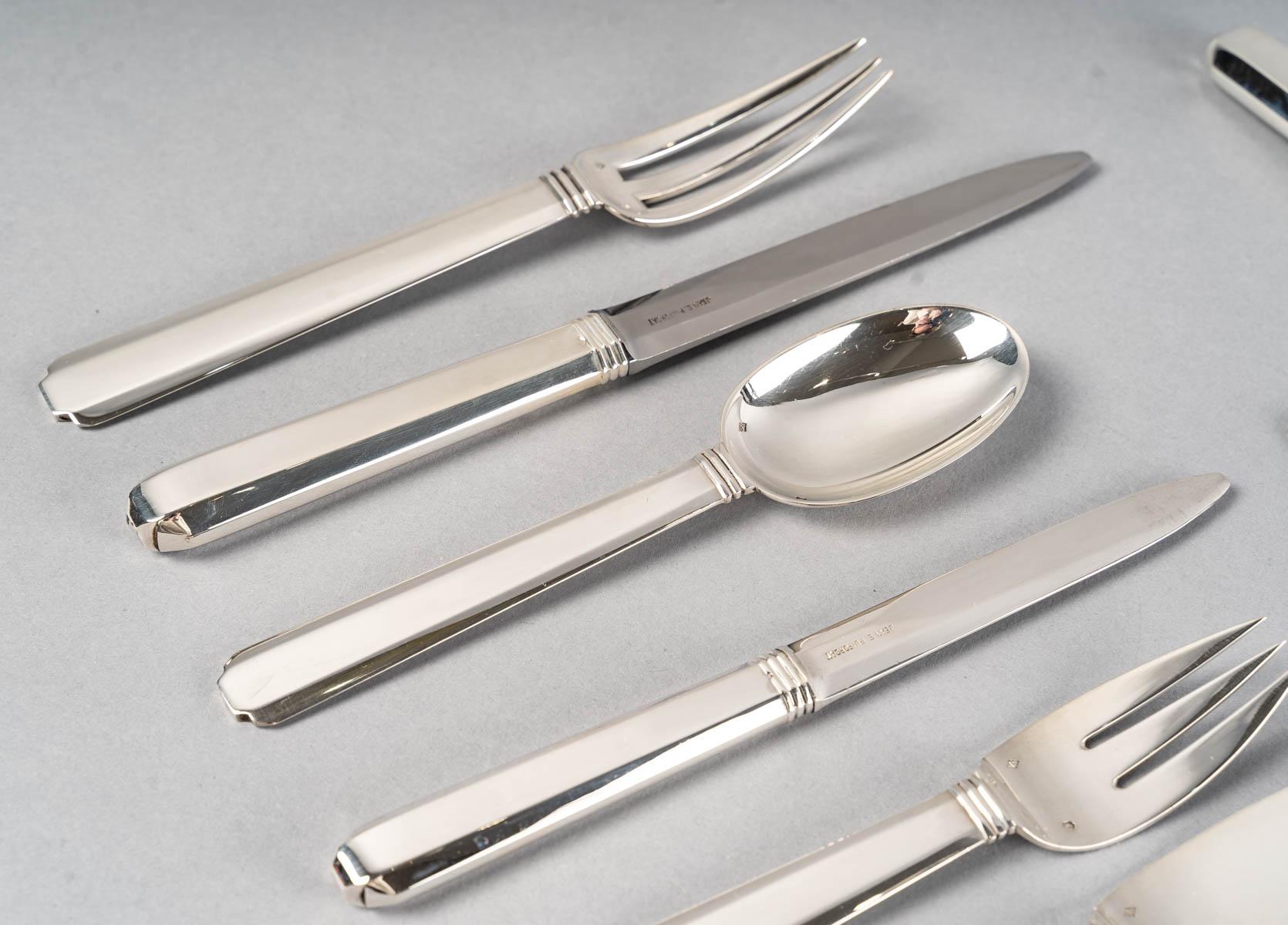1924 Jean E. Puiforcat Set Of Flatware Cutlery Bayonne Sterling Silver 58 Pieces In Excellent Condition In Boulogne Billancourt, FR