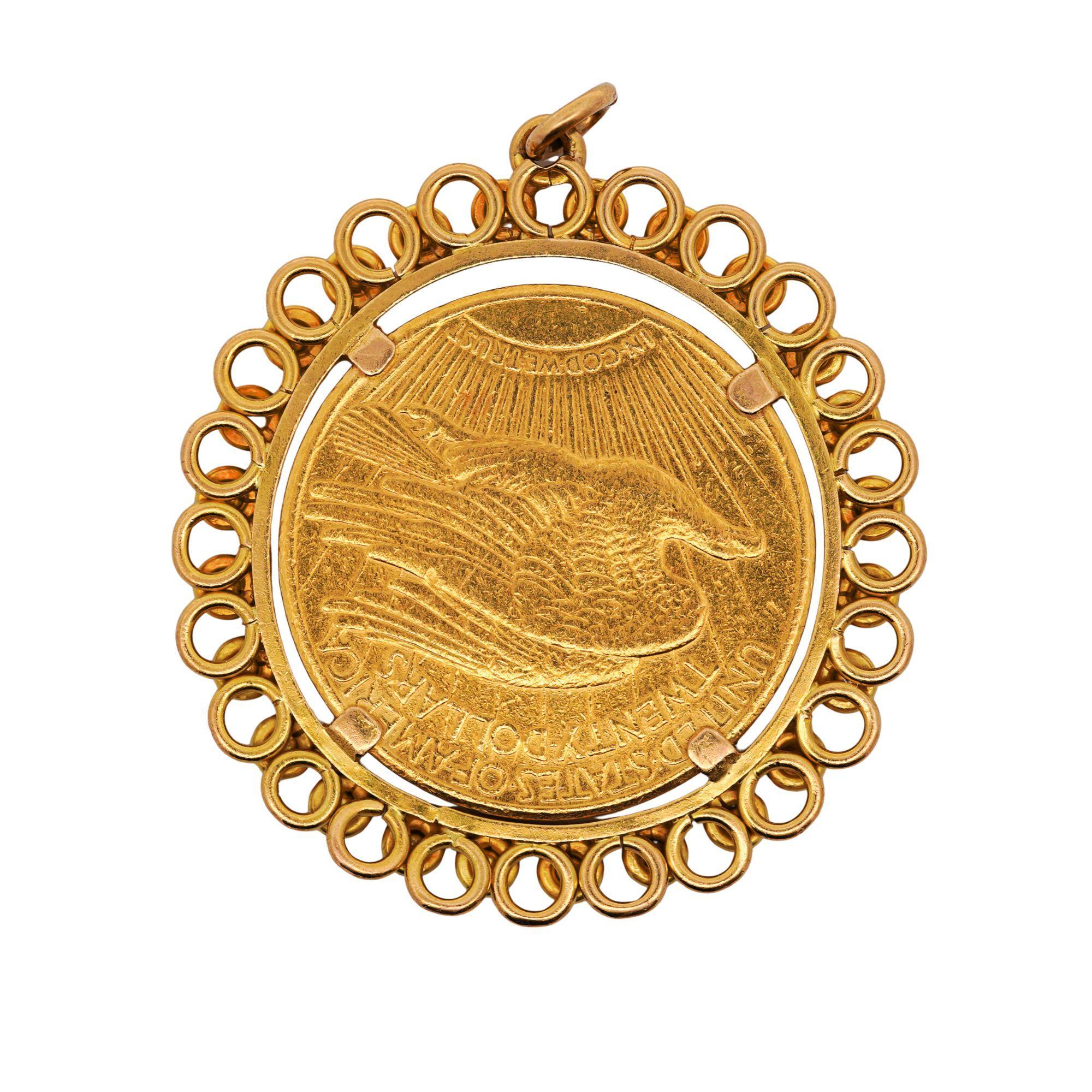 Colgante de oro amarillo de 14 quilates con bisel de moneda de 20 dólares de EE.UU. de 1924 Lady Liberty en Bueno estado para la venta en Miami, FL