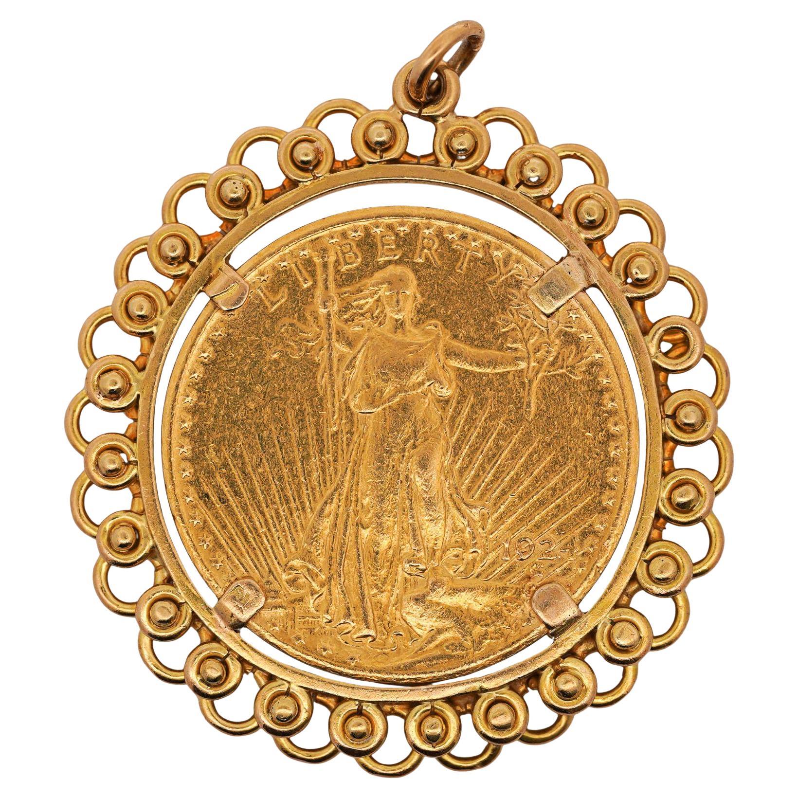 Colgante de oro amarillo de 14 quilates con bisel de moneda de 20 dólares de EE.UU. de 1924 Lady Liberty en venta