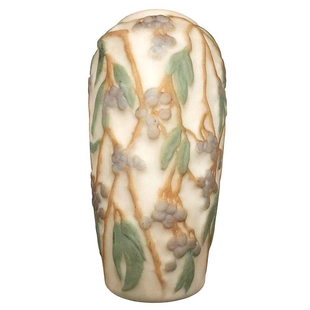 Americano 1924 Phoenix Consolidated Vaso da lampada in vetro satinato con foglie d'uva floreali in vendita
