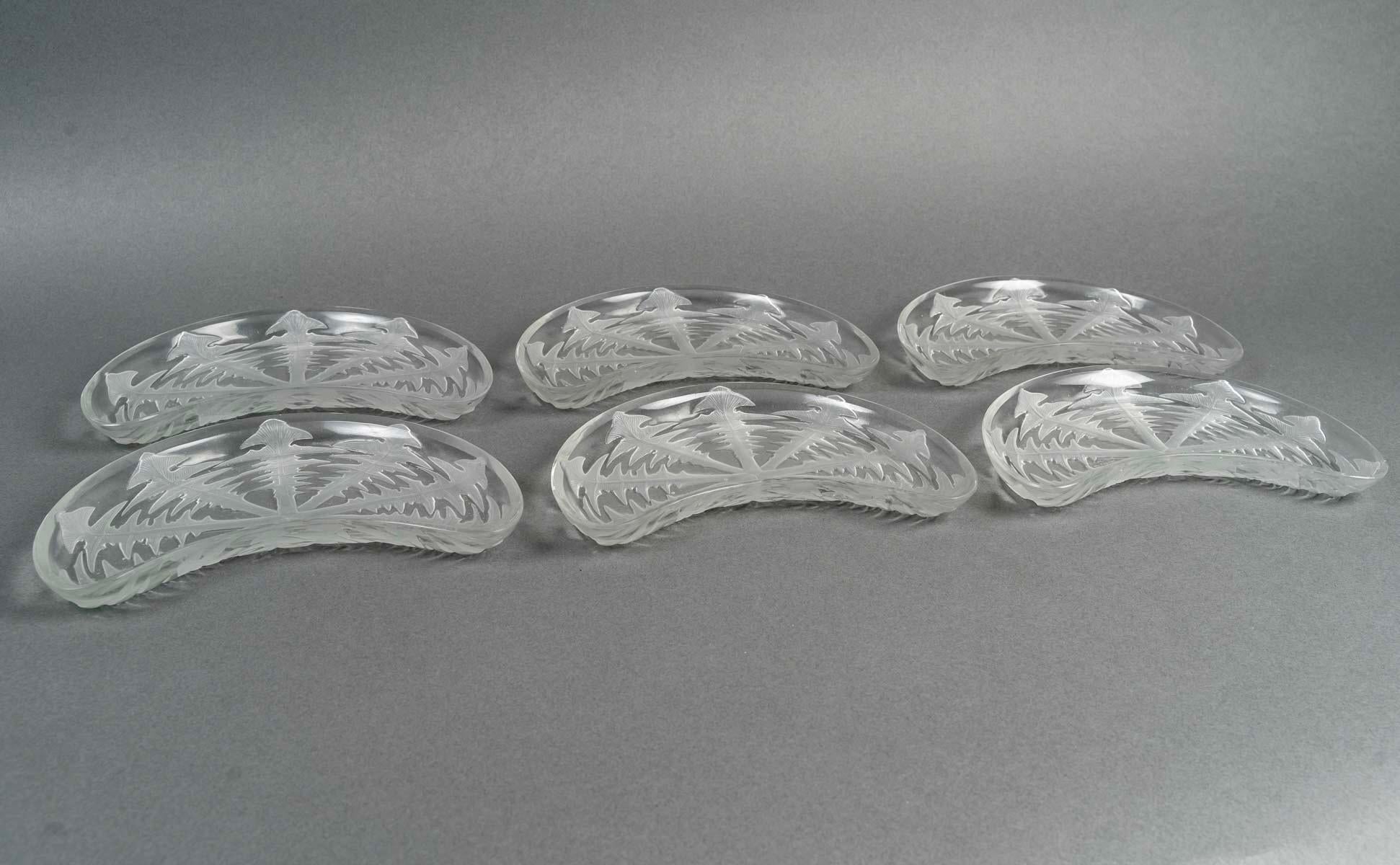 1924 Rene Lalique - 6 Platos de Ensalada Medialuna Pissenlit Vidrio Diente de León Art Decó en venta