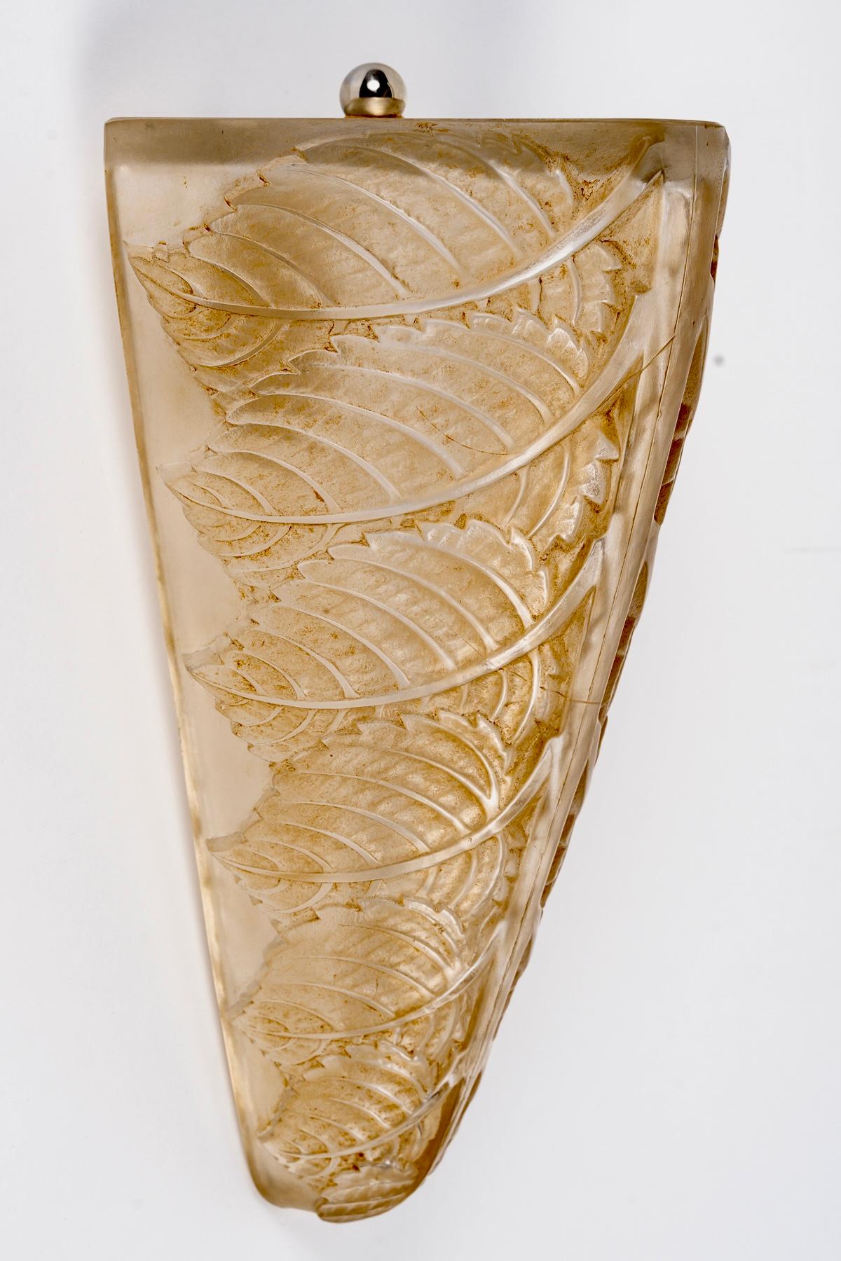 French 1924 René Lalique - Art Deco Noisetier Sconces Wall Lights Glass Sepia Patina