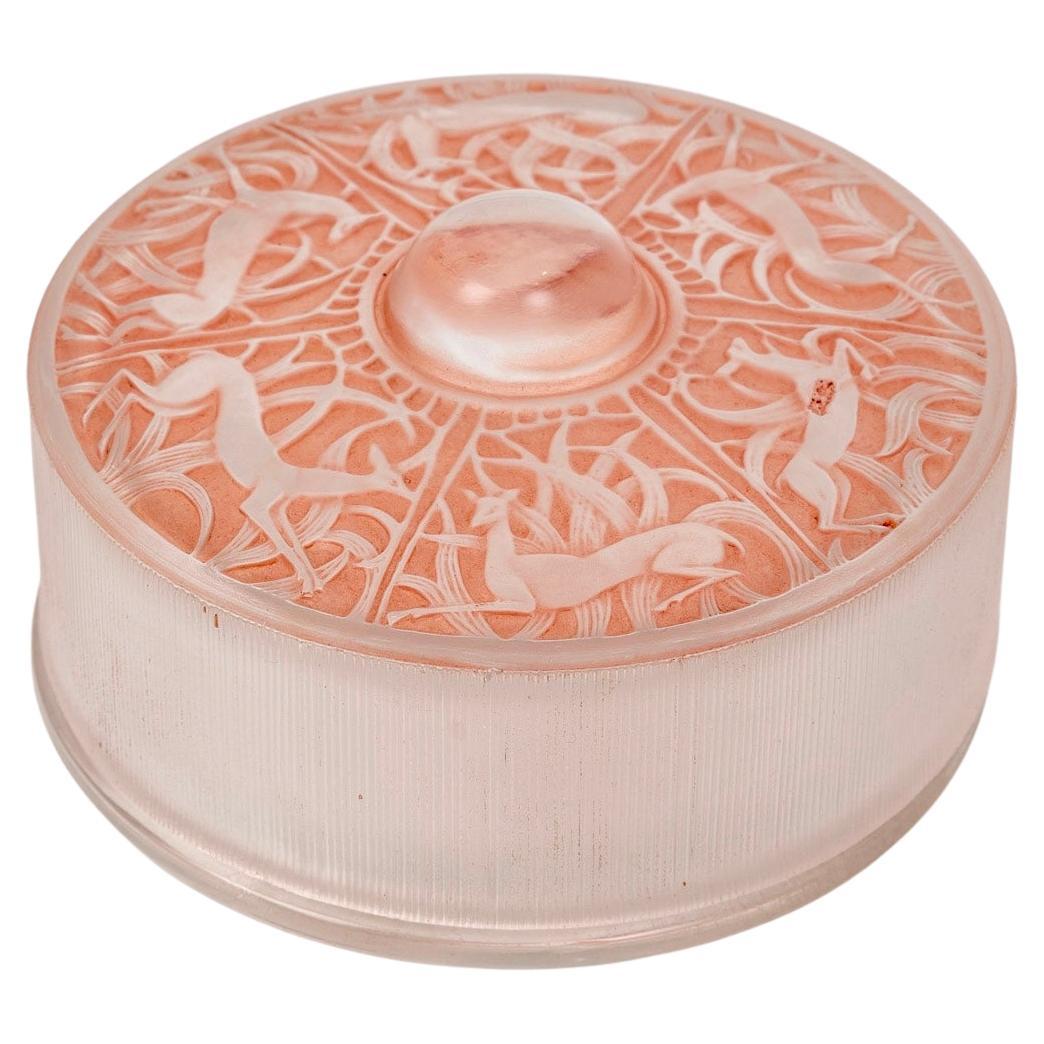 1924 René Lalique, Box Jar Chantilly Frosted Glass with Pinky Sepia Patina For Sale
