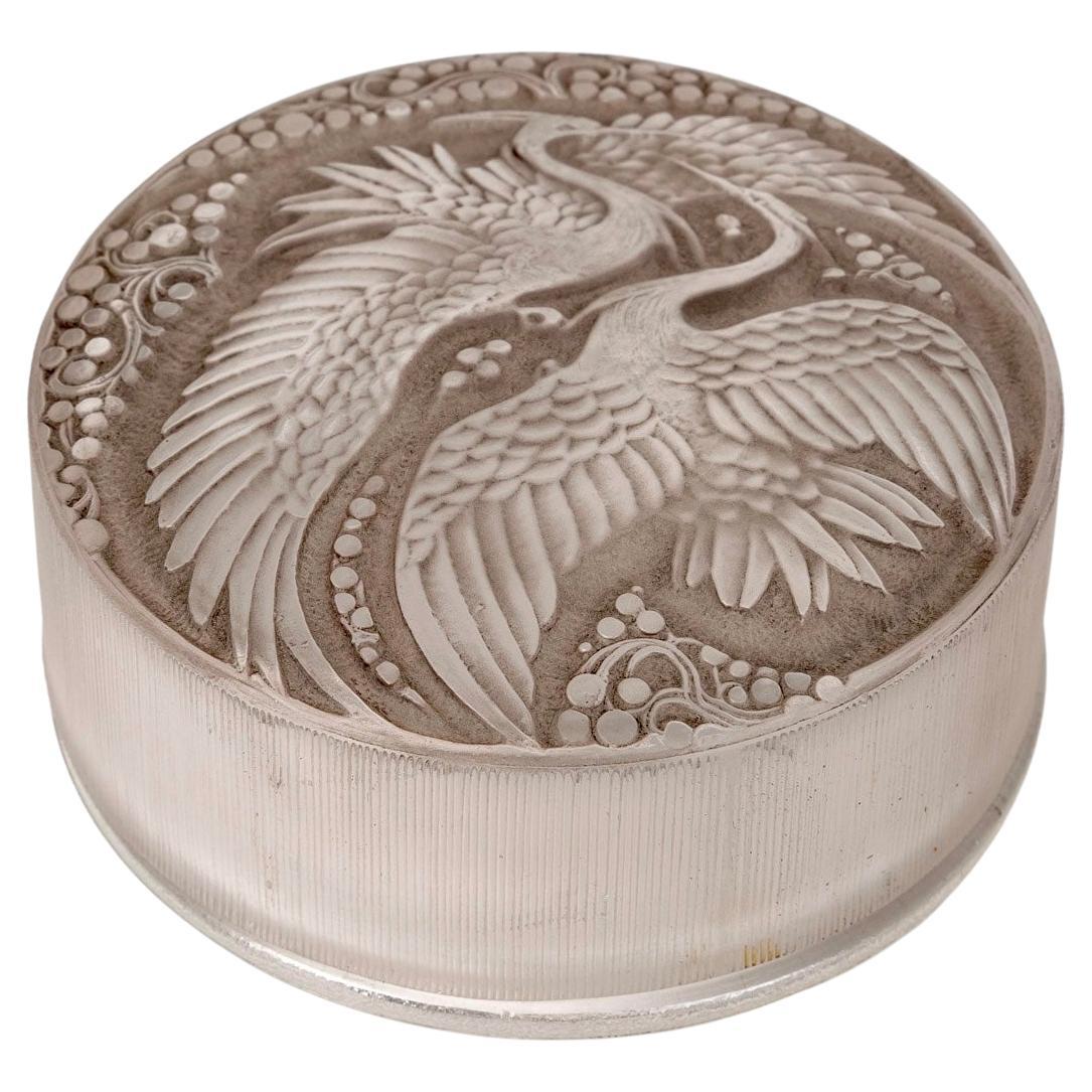 1924 René Lalique, Box Jar Rambouillet Frosted Glass with Grey Patina