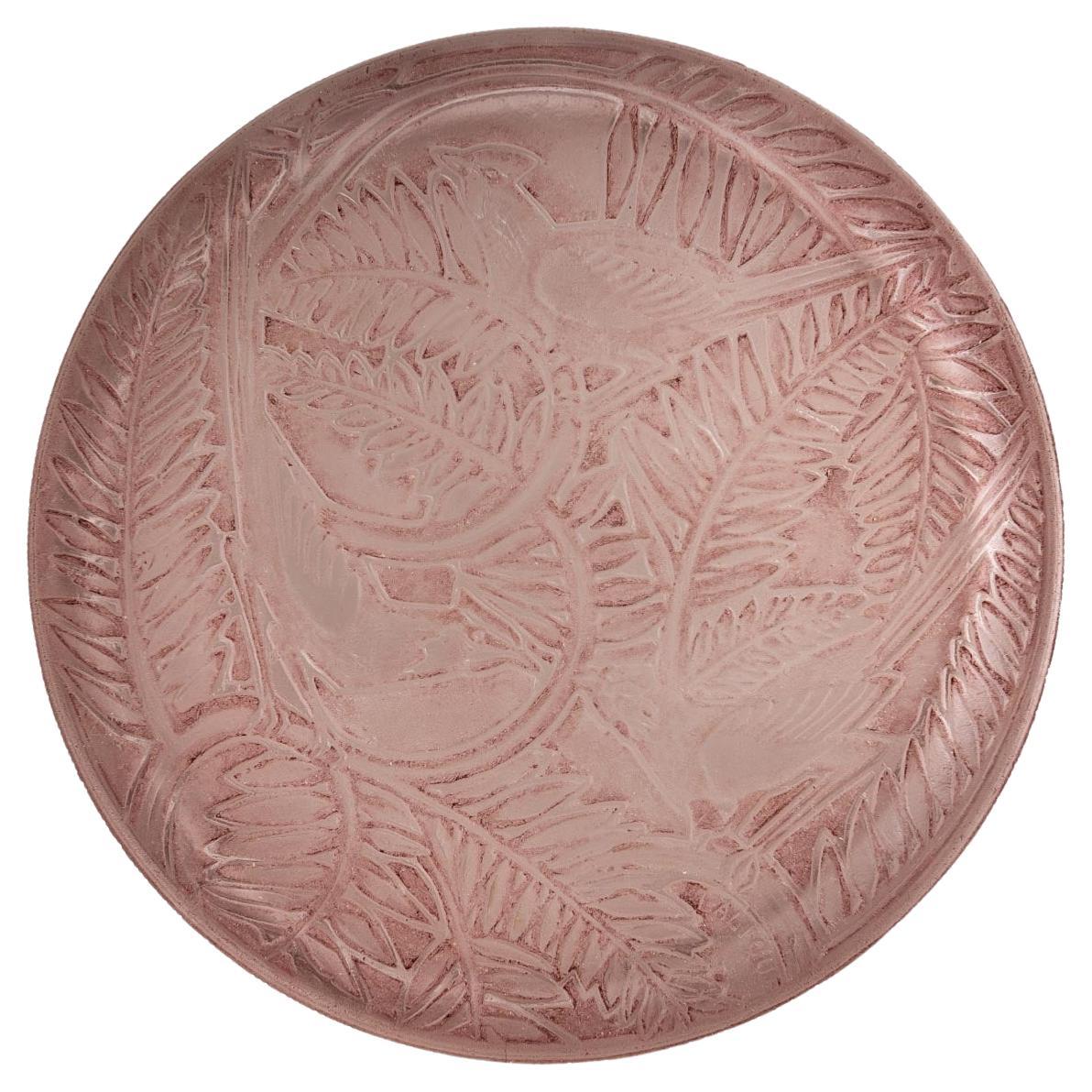 1924 René Lalique, Box Vaucluse Frosted Glass with Pink Patina