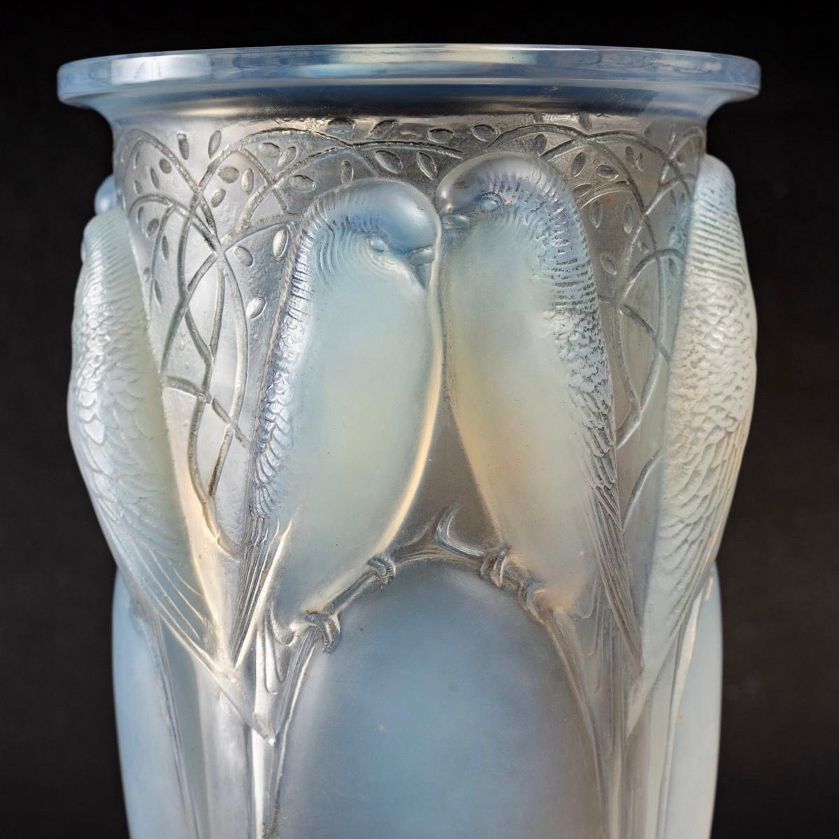 1924 rene lalique opalescent frosted and stained glass ceylan vase.