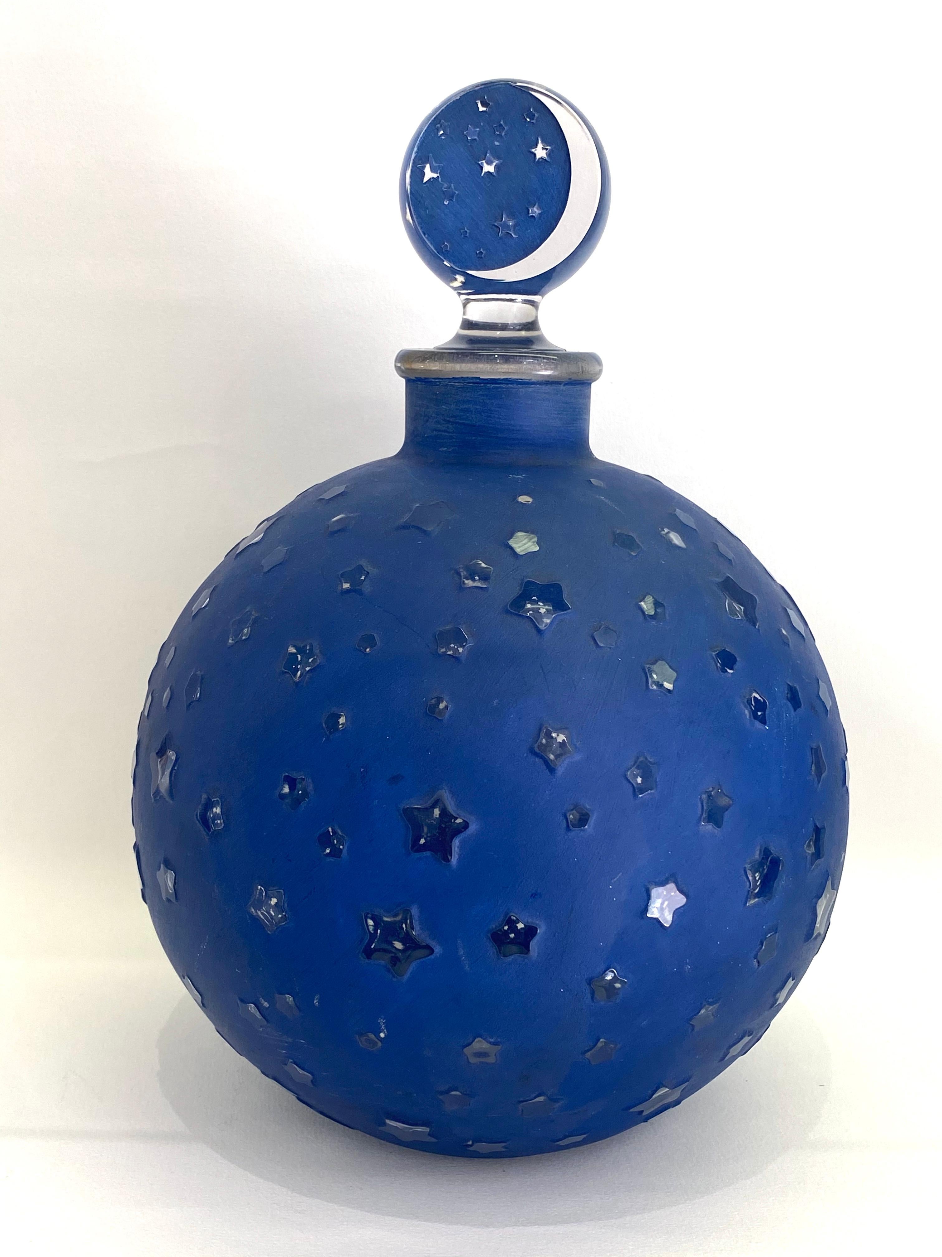 Art Deco 1924 Rene Lalique Dans La Nuit Perfume Bottle for Worth Blue Patina, Big Size