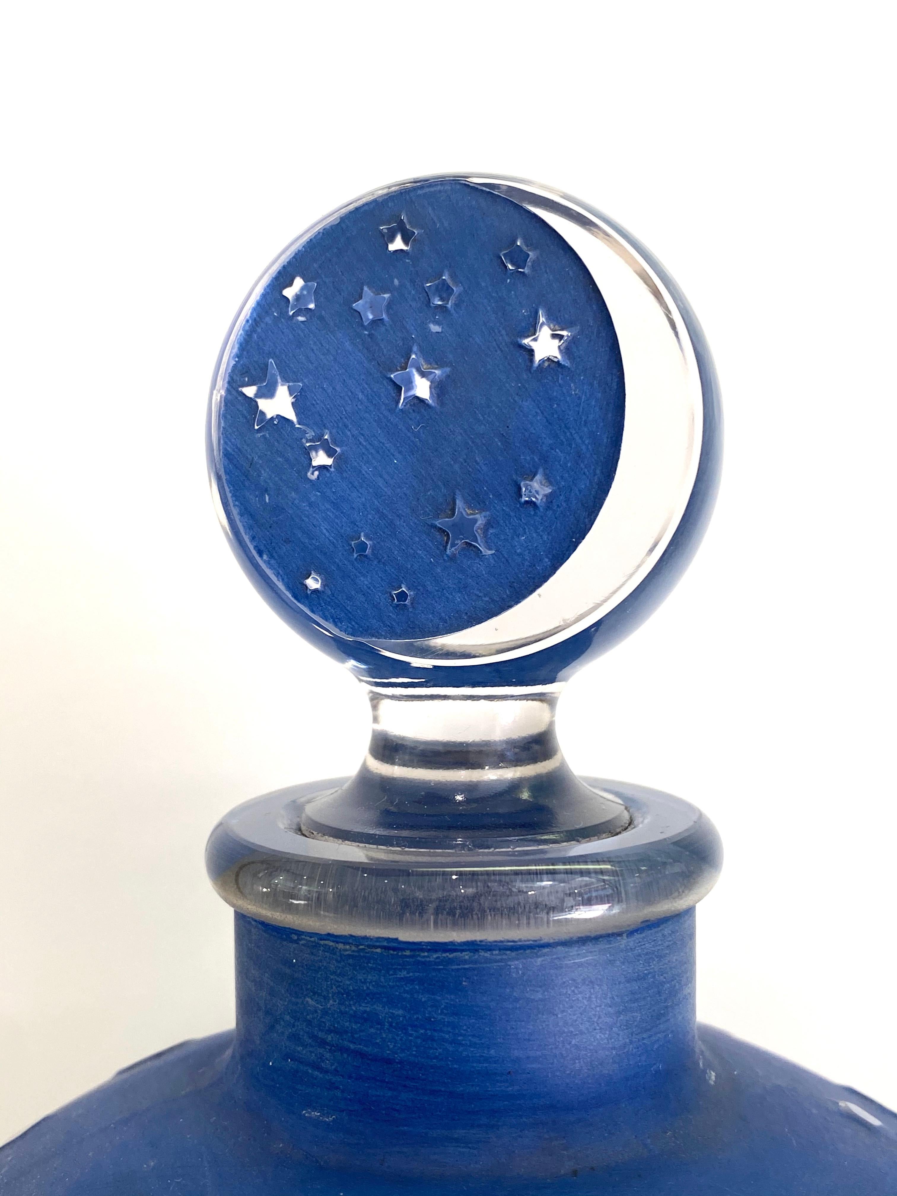 Molded 1924 Rene Lalique Dans La Nuit Perfume Bottle for Worth Blue Patina, Big Size