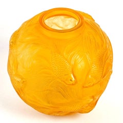 1924 René Lalique Formose Vase Butterscotch Double Cased Yellow Opalescent Glass