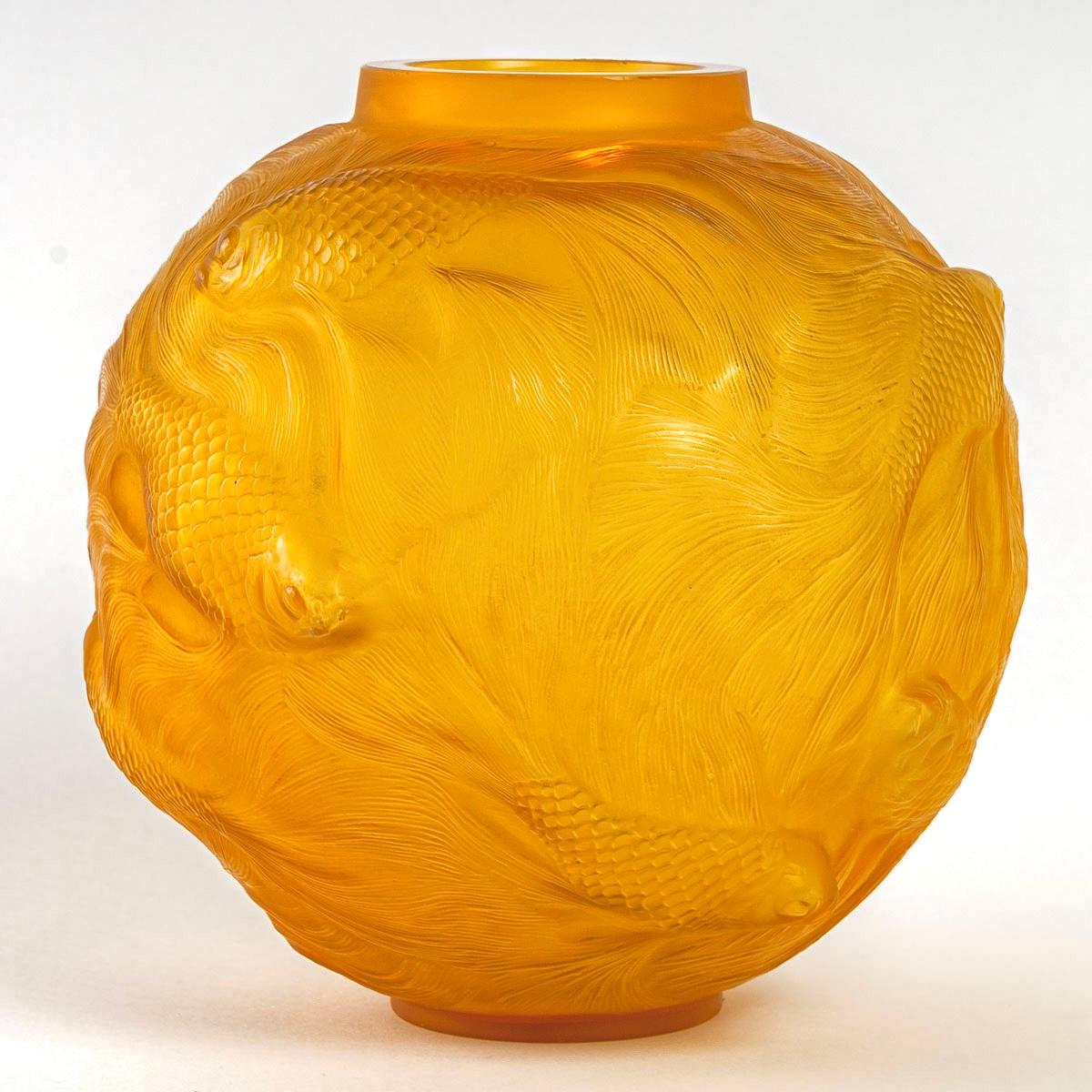 Art Deco 1924 René Lalique Formose Vase Butterscotch Double Cased Yellow Opalescent Glass
