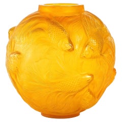 1924 René Lalique Formose Vase Butterscotch Double Cased Yellow Opalescent Glass