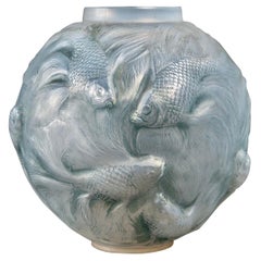 1924 Rene Lalique Formose Vase Double Cased Opalescent Glass Blue-Green Patina