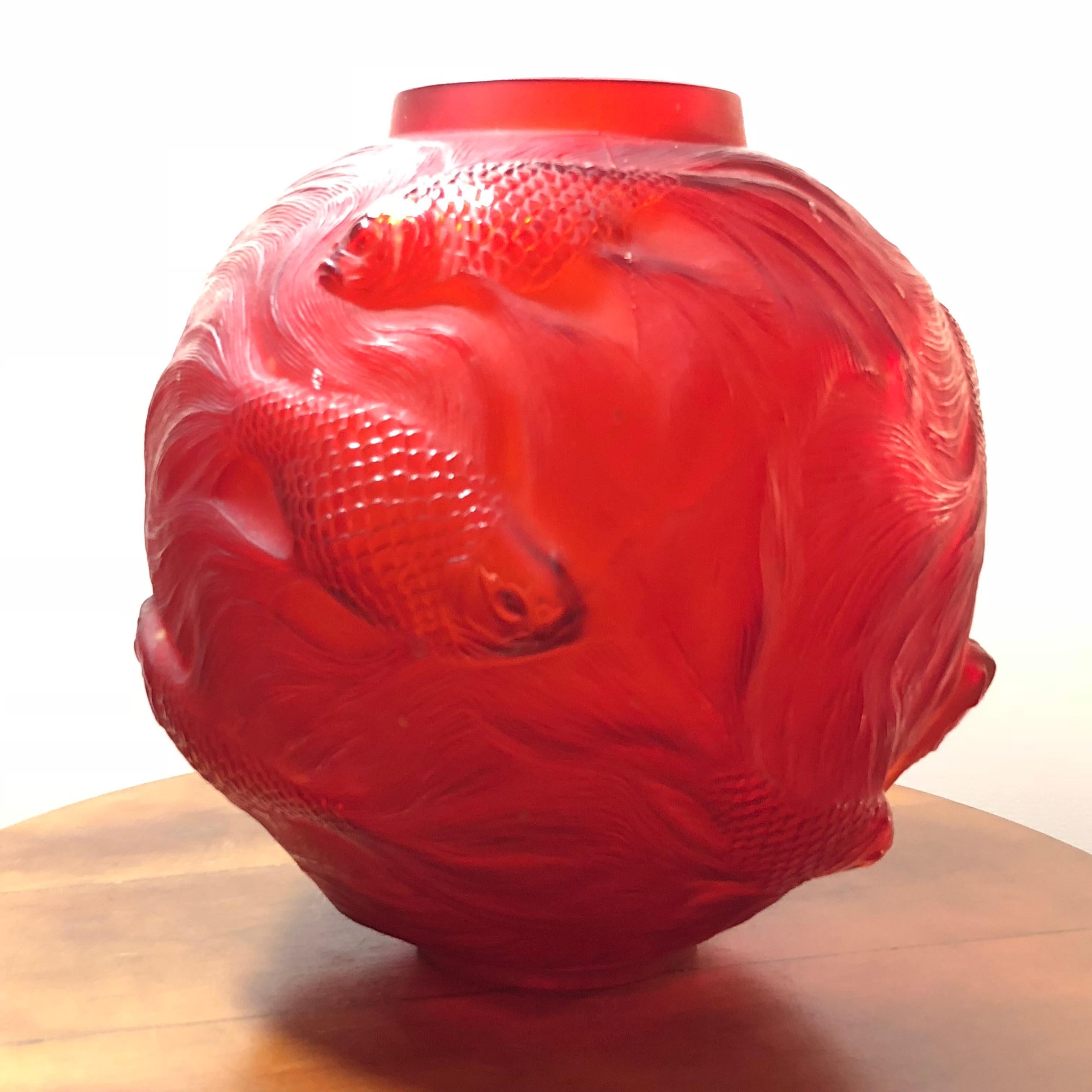 Art Deco 1924 Rene Lalique Formose Vase in Double Cased Red Tomato Glass, Fishes Design