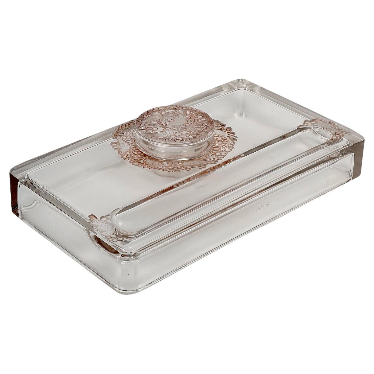 1924 René Lalique - Inkwell Colbert Glass With Sepia Patina - N°2/50 For Sale
