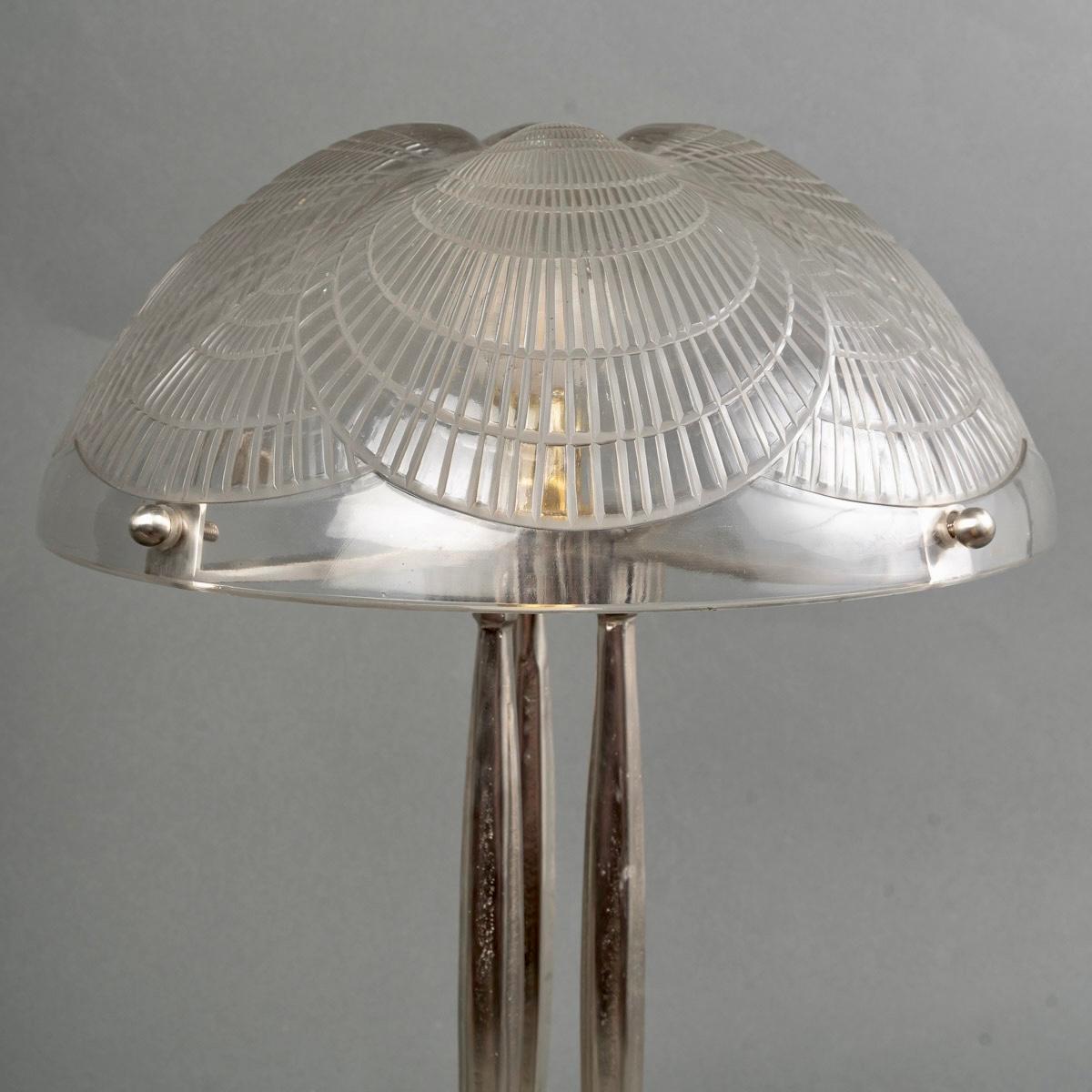 Art Deco 1924 René Lalique - Lamp Coquilles Shells Glass & Nickeled Bronze For Sale