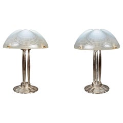 1924 René Lalique - Coppia di lampade Coquilles in vetro opalescente e bronzo nichelato